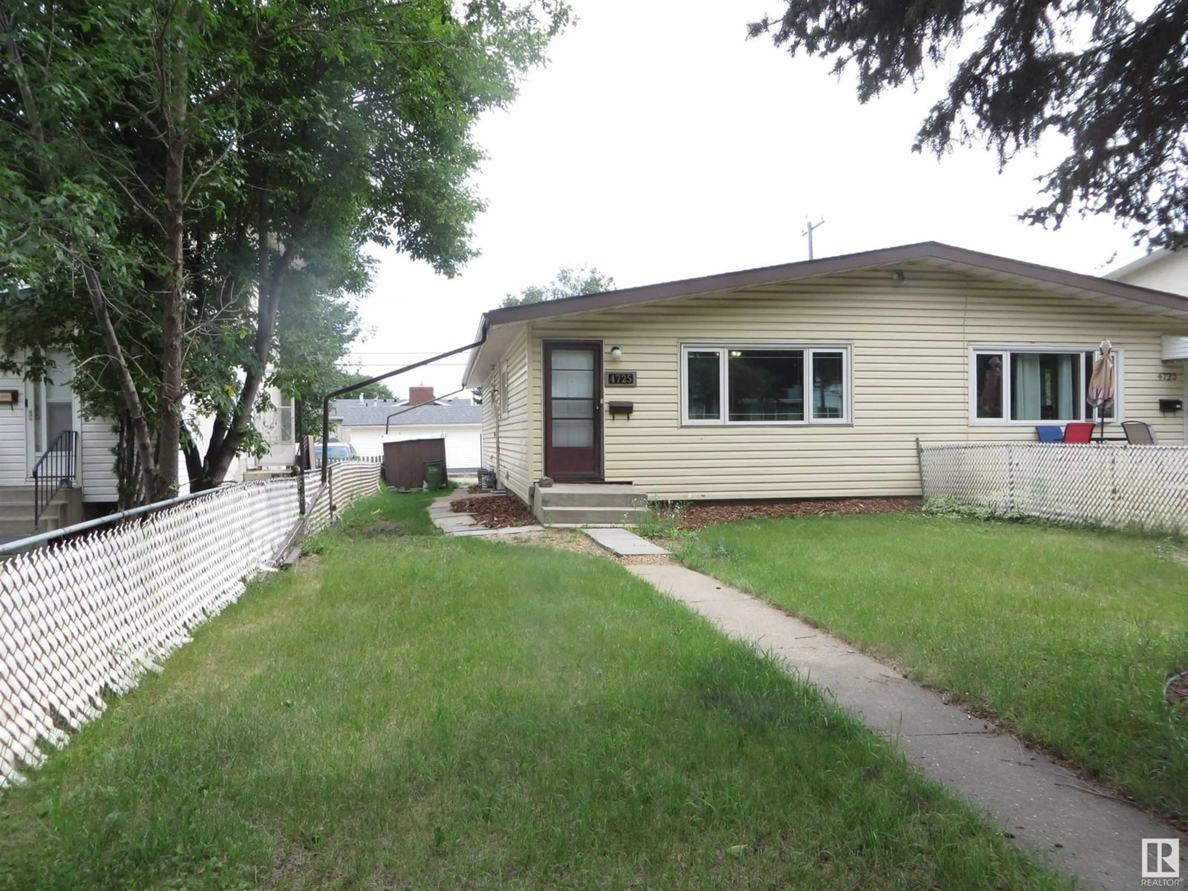 Unknown for 4725 106 ST, Edmonton Alberta T6H2S7
