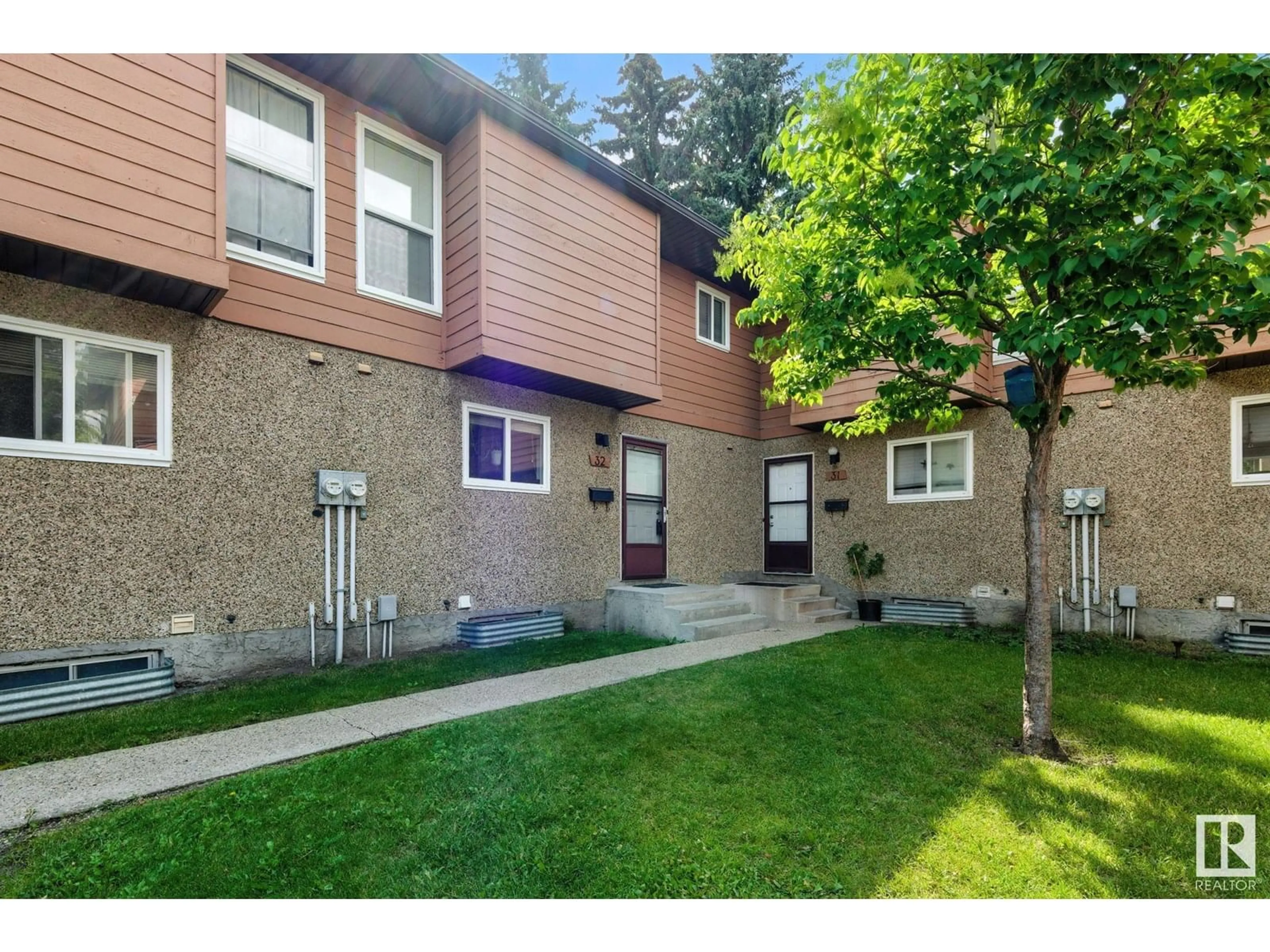 Unknown for #32 - 3812 20 AV, Edmonton Alberta T6L4B2