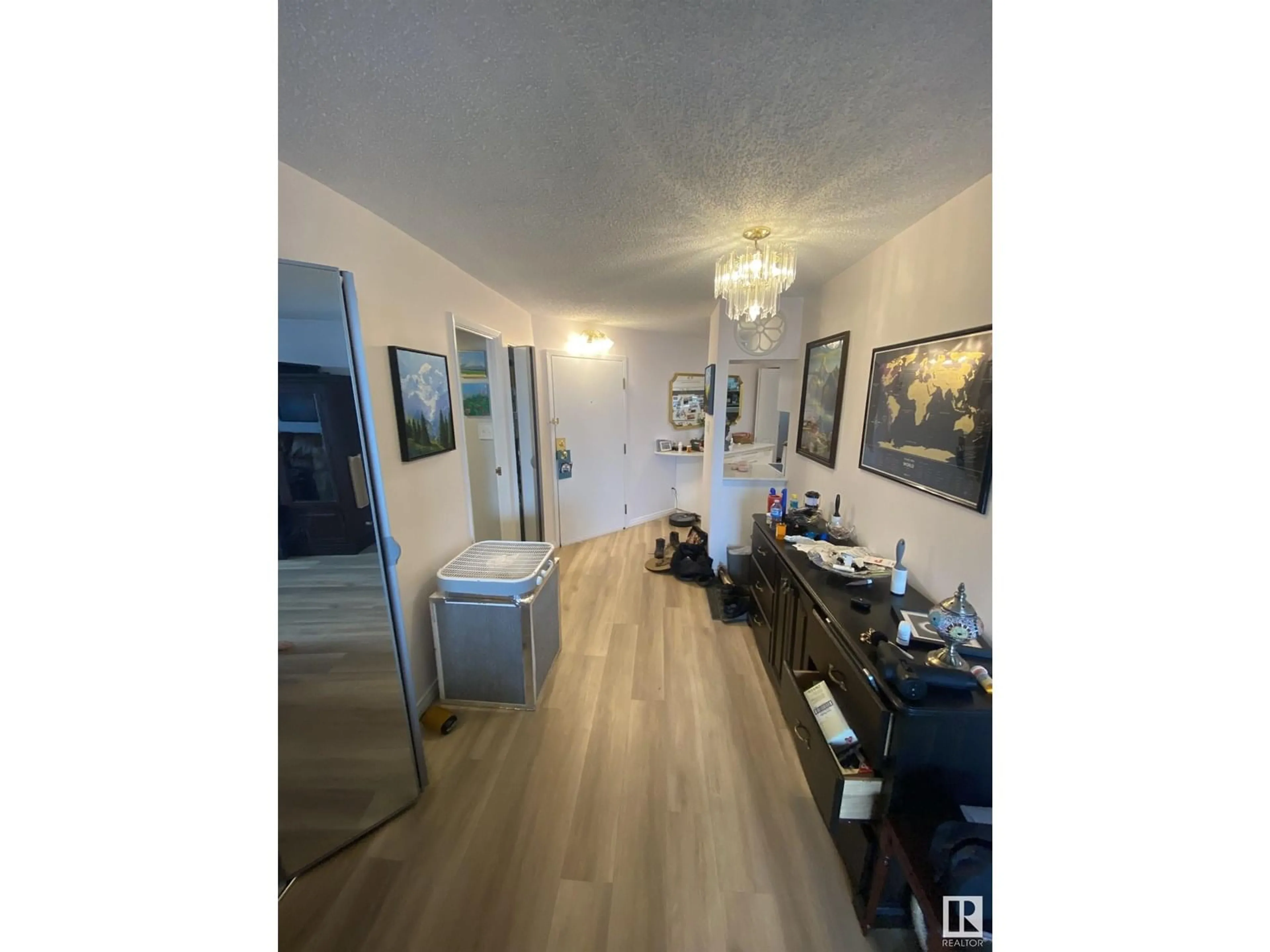 A pic of a room for 1601 - 10149 SASKATCHEWAN DR, Edmonton Alberta T6E6B6