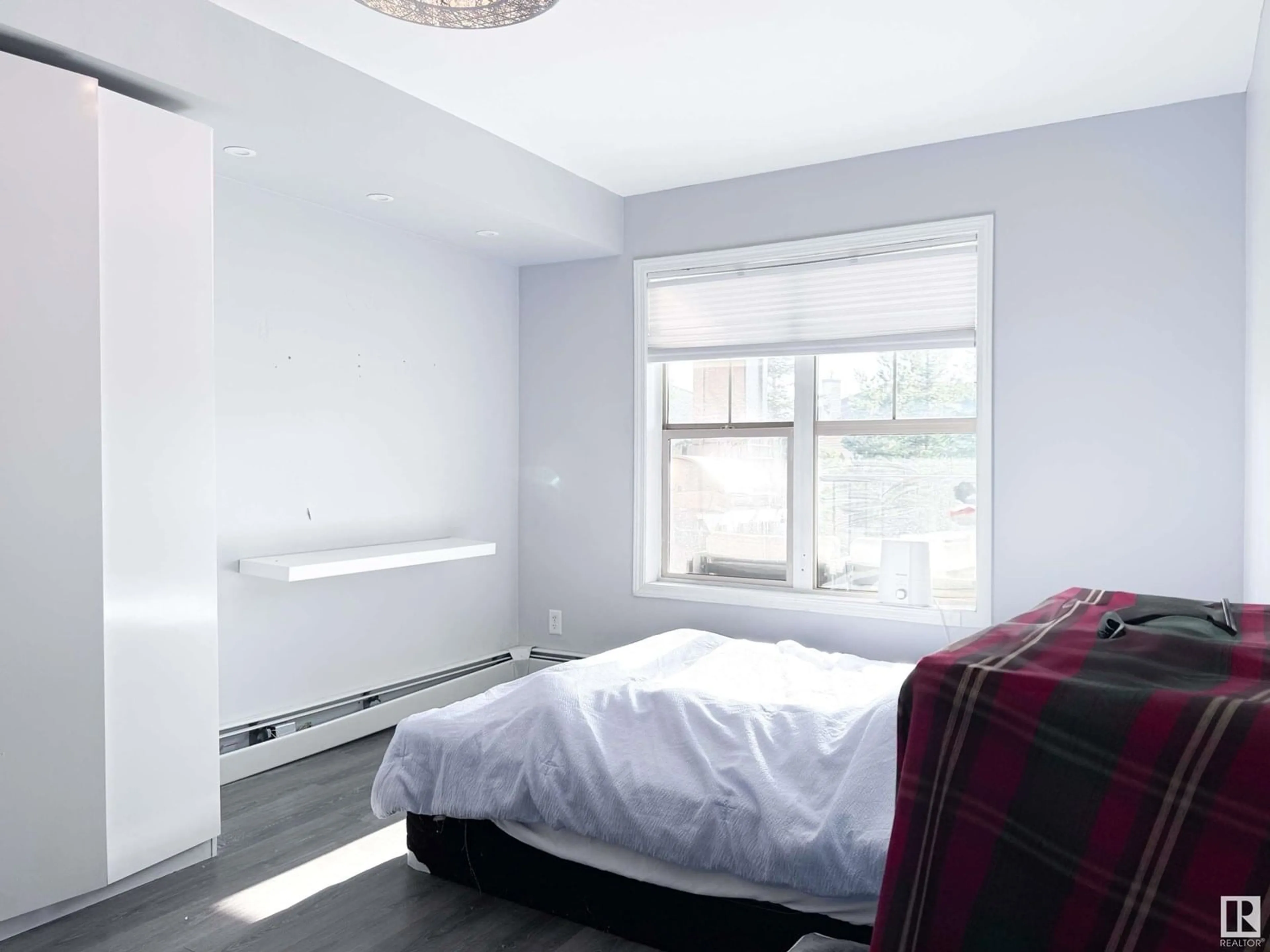 Bedroom with bed, unknown for 11449 SW - 314 ELLERSLIE RD, Edmonton Alberta T6W1T2