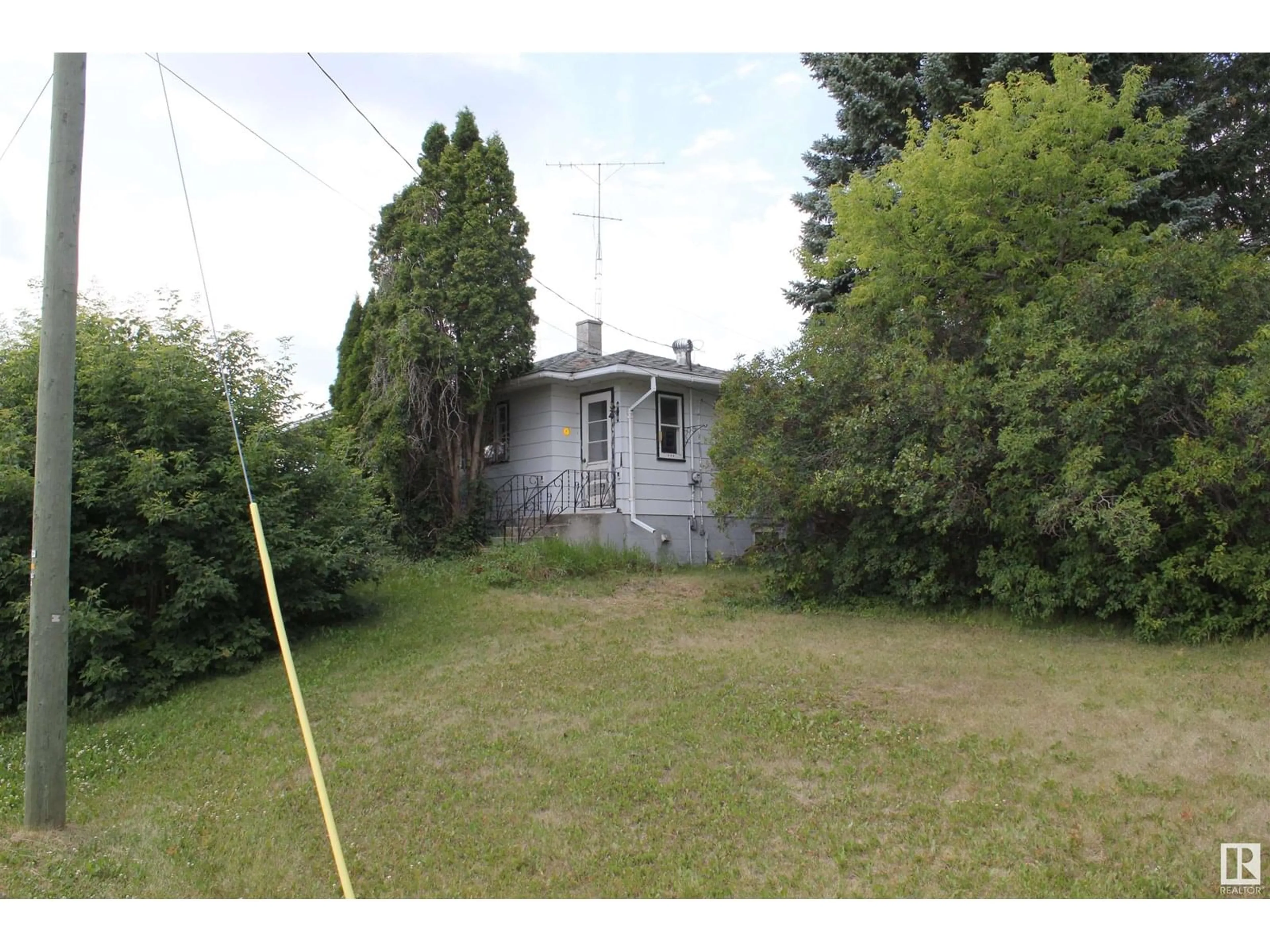 Shed for W - 12 2 ST, Derwent Alberta T0B1C0