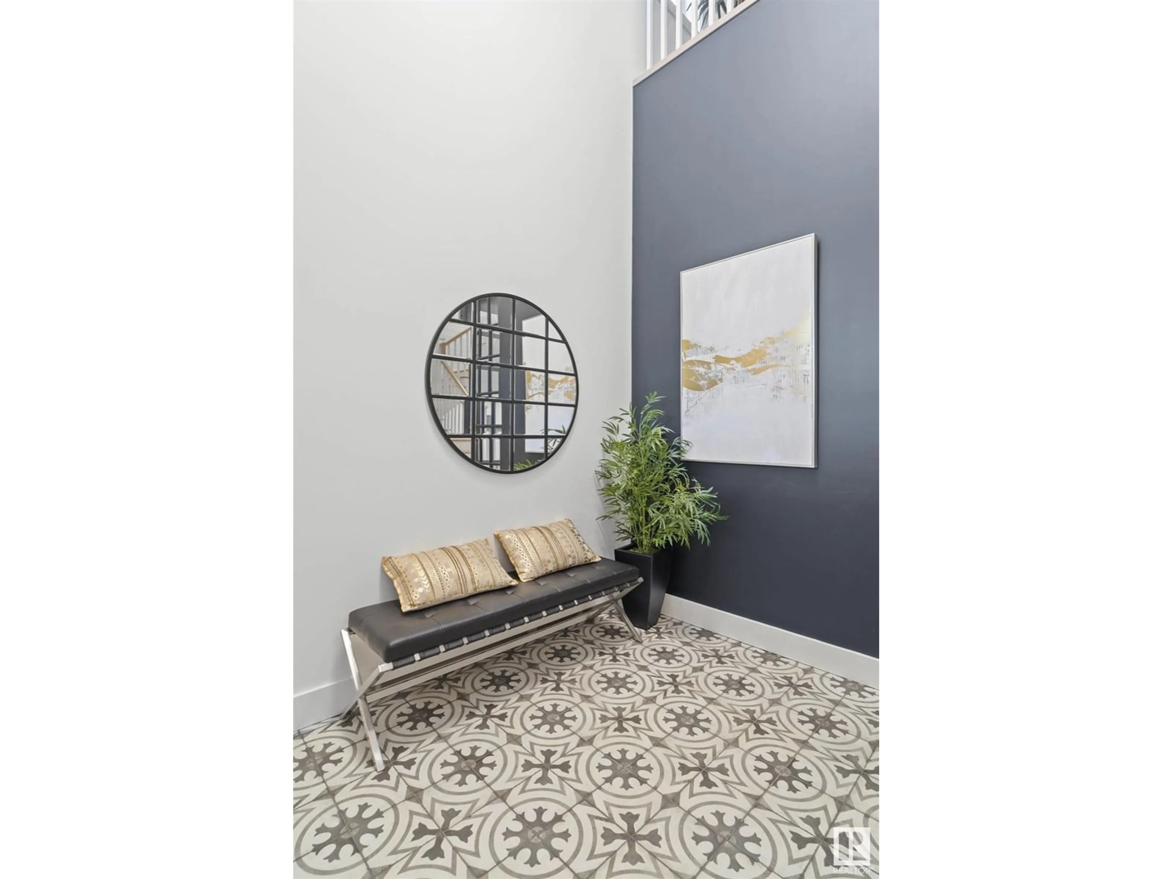 Indoor entryway for 1493 HOWES CRESCENT, Edmonton Alberta T6W0C3