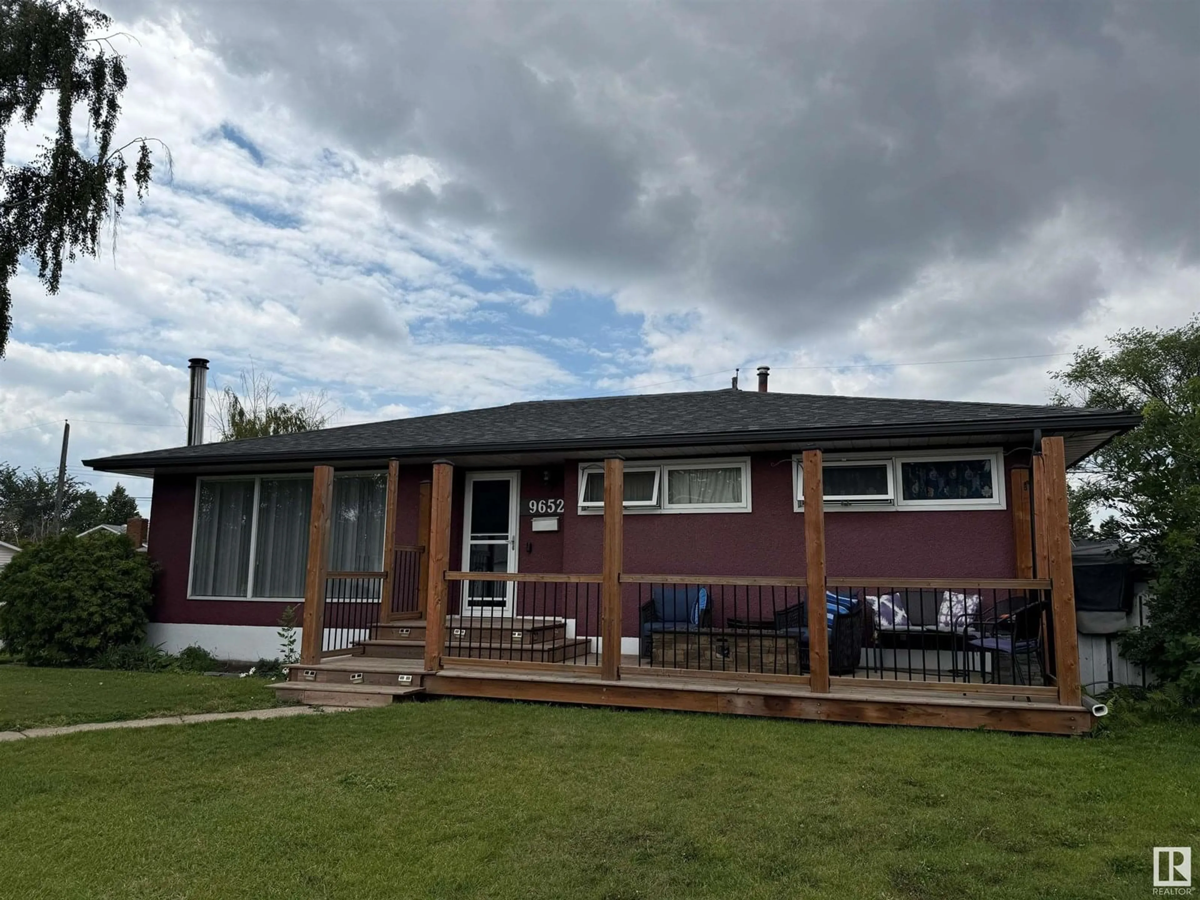 Unknown for 9652 OTTEWELL RD, Edmonton Alberta T6B2E7