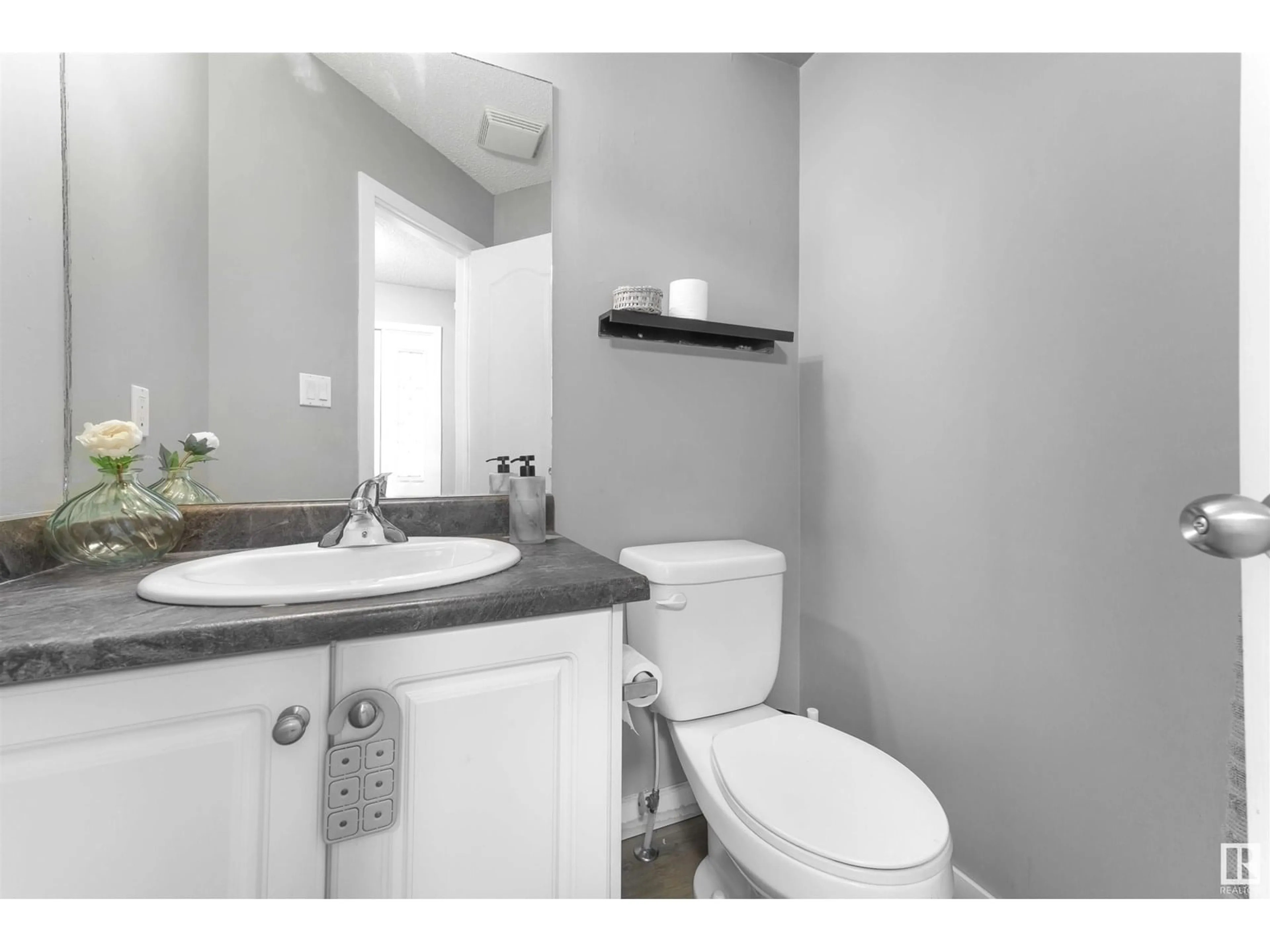 Standard bathroom, unknown for 121 5001 62 ST, Beaumont Alberta T4X1V5