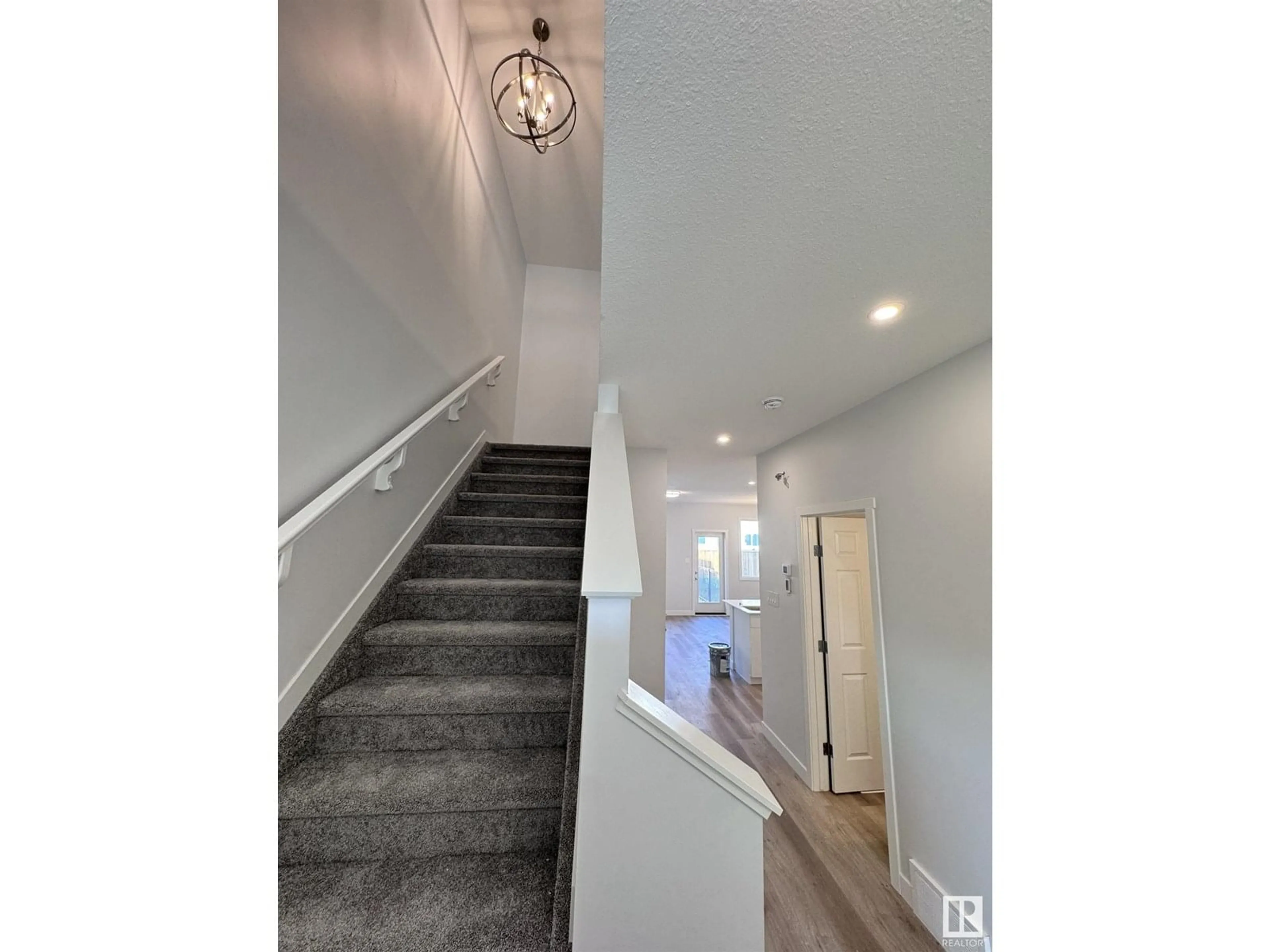 Stairs for NW - 2013 209A ST, Edmonton Alberta T6M3C8