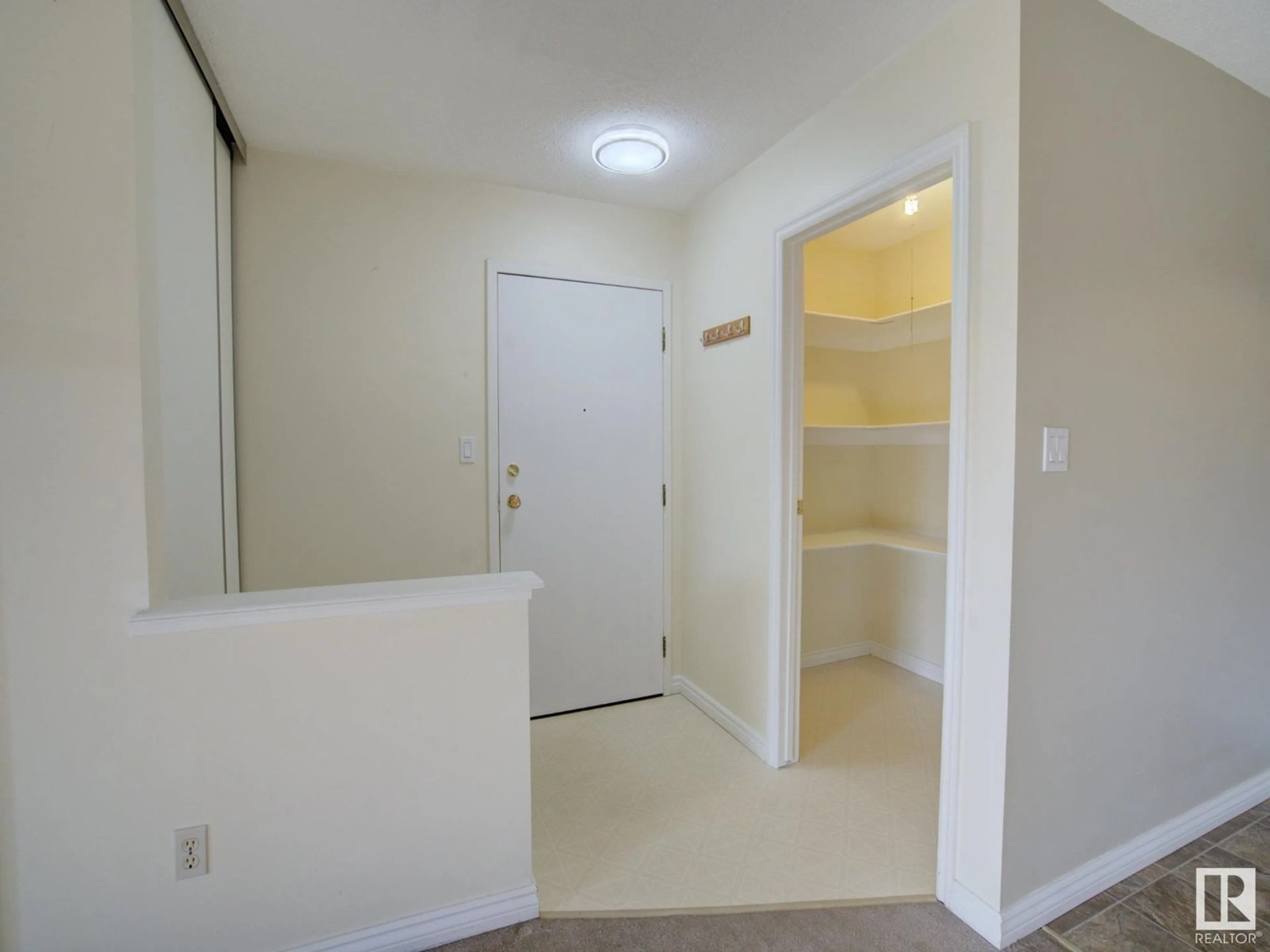 Unknown for 41 - 304 AKINS DRIVE, St. Albert Alberta T8N2P4