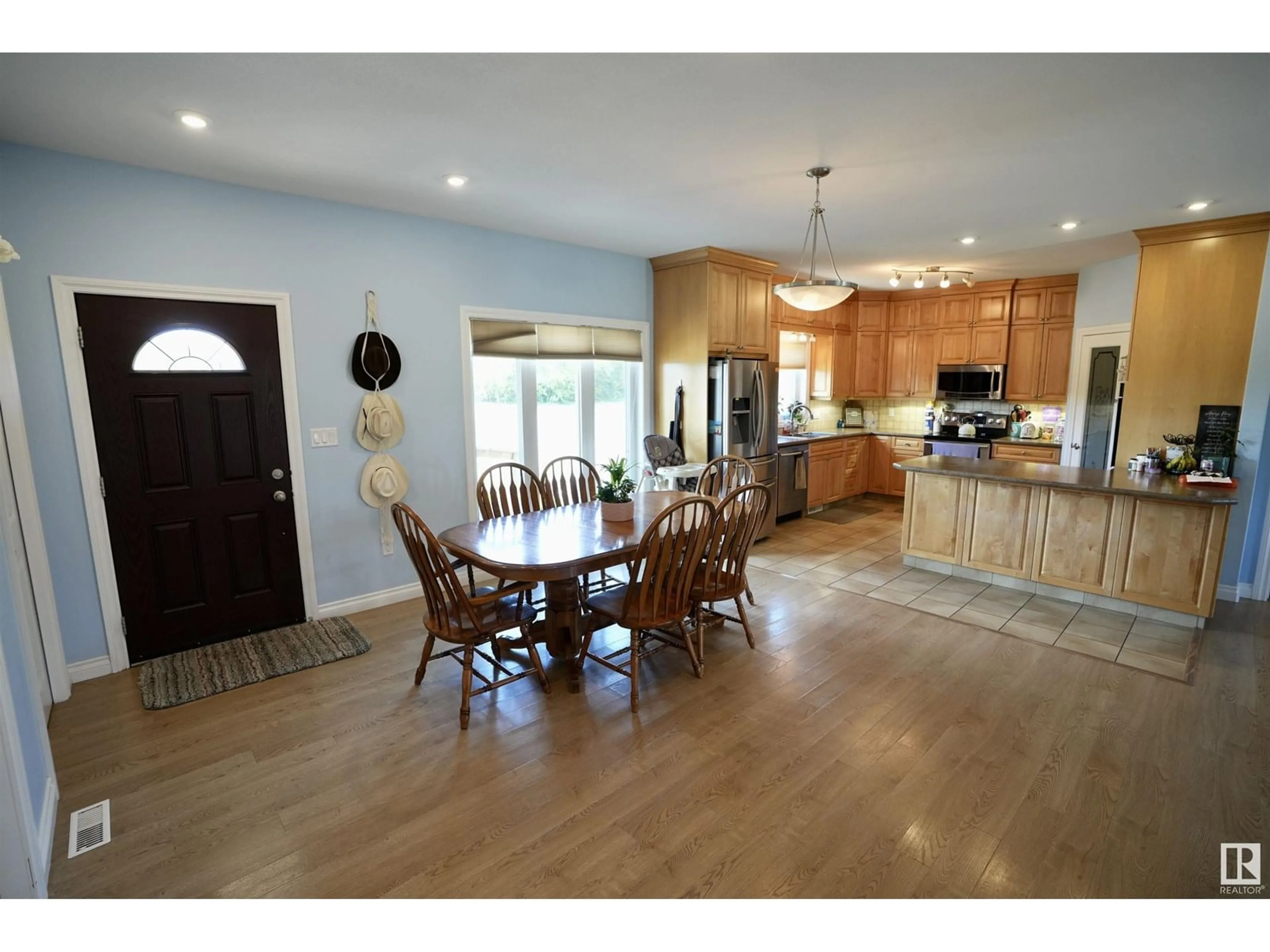 Open concept kitchen, wood/laminate floor for 11 - 28 54 W4, Rural Two Hills County Alberta T0B4K0