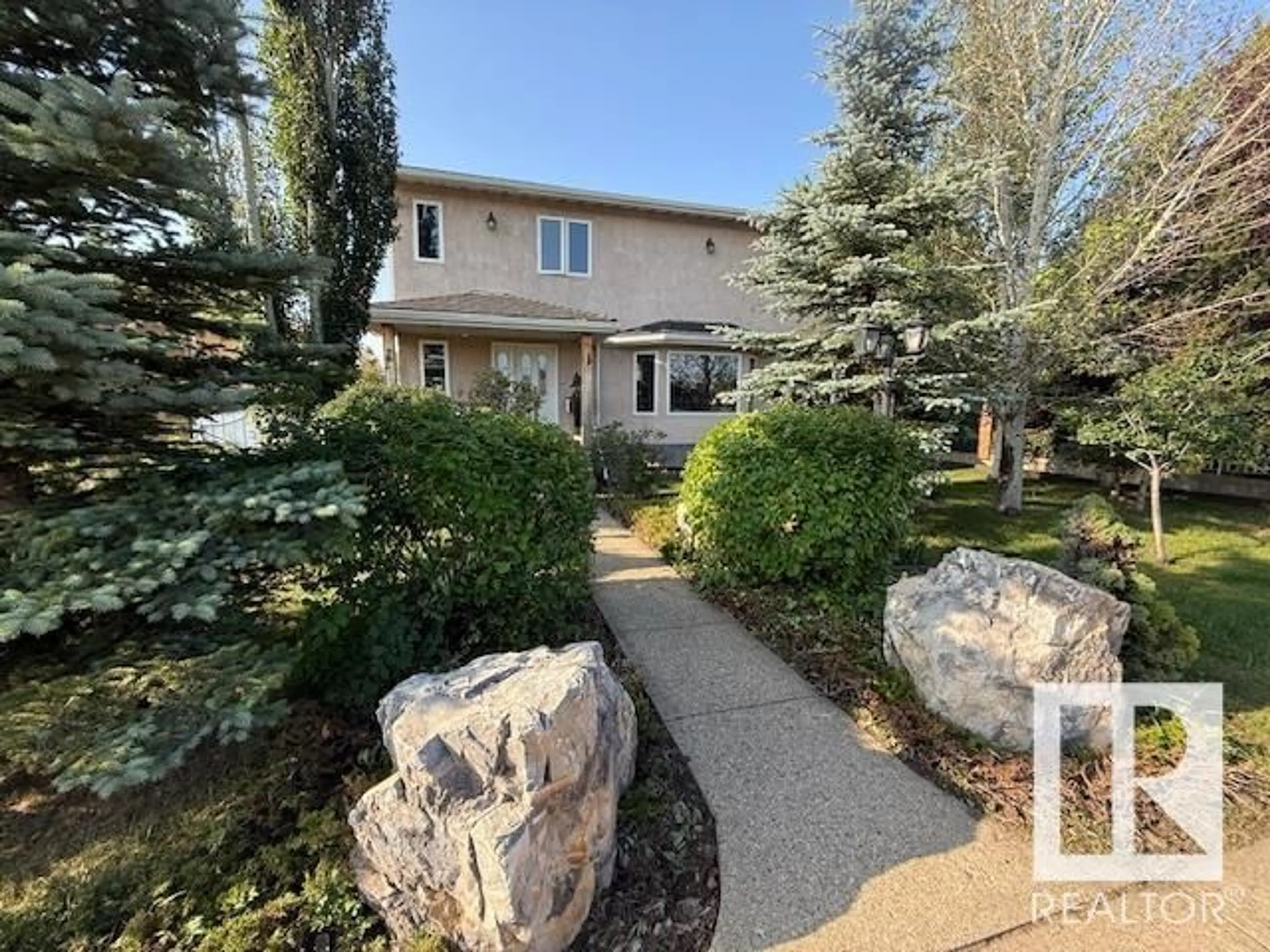 Unknown for 9611 144 AV, Edmonton Alberta T5E2H8