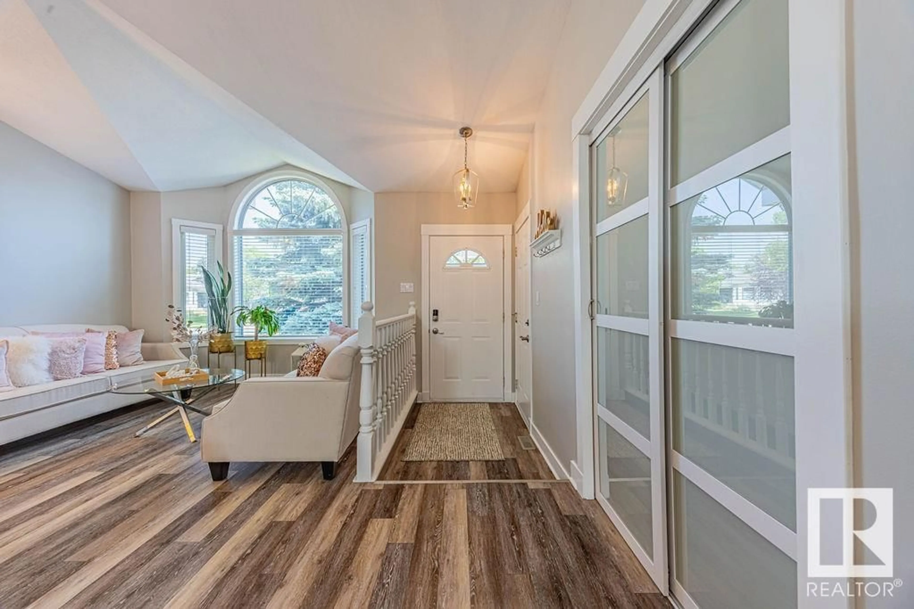 Indoor entryway for 2 HIGHLAND CR, Sherwood Park Alberta T8A5M6