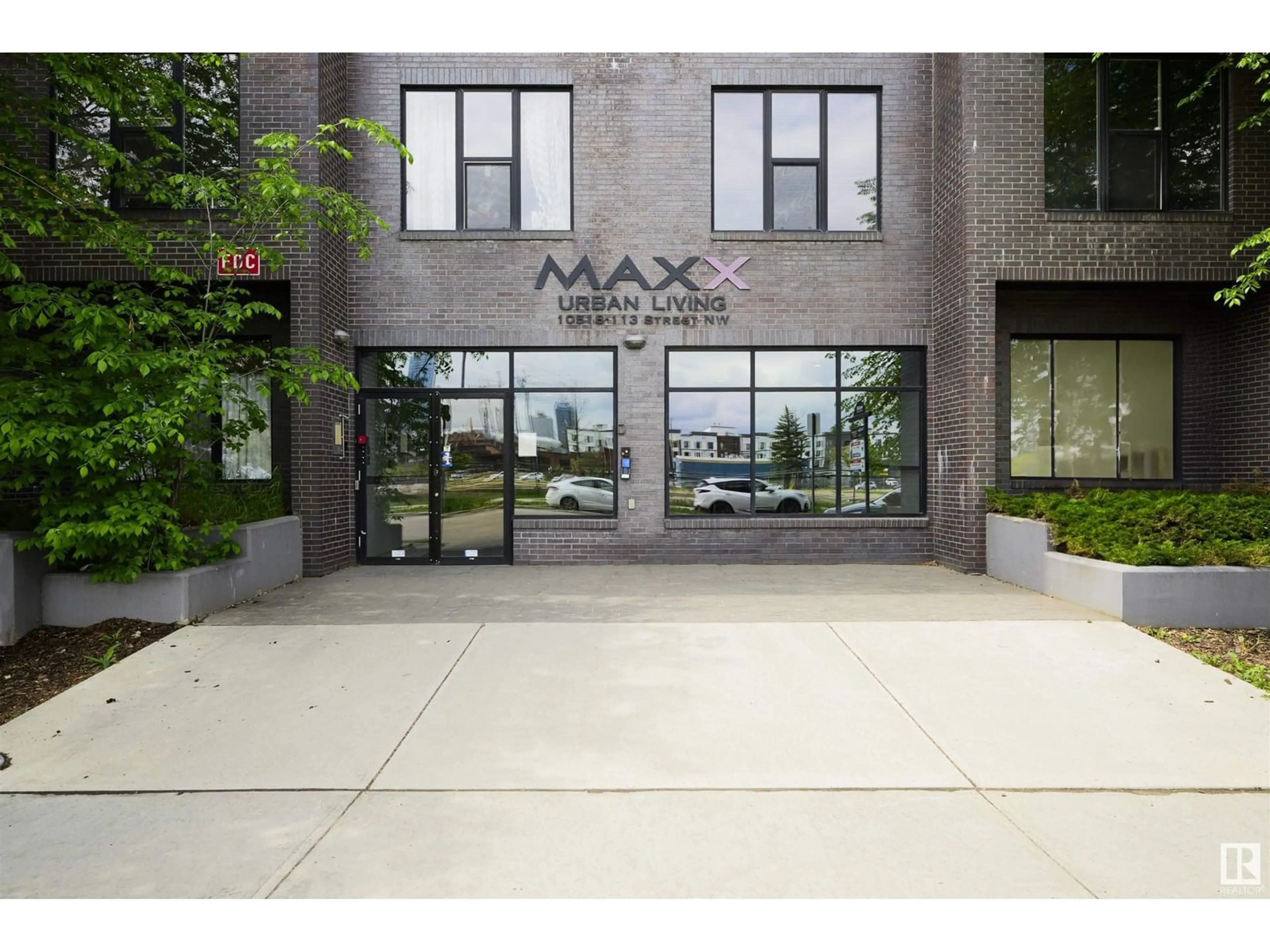 Unknown for #302 - 10518 113 ST, Edmonton Alberta T5H0C6