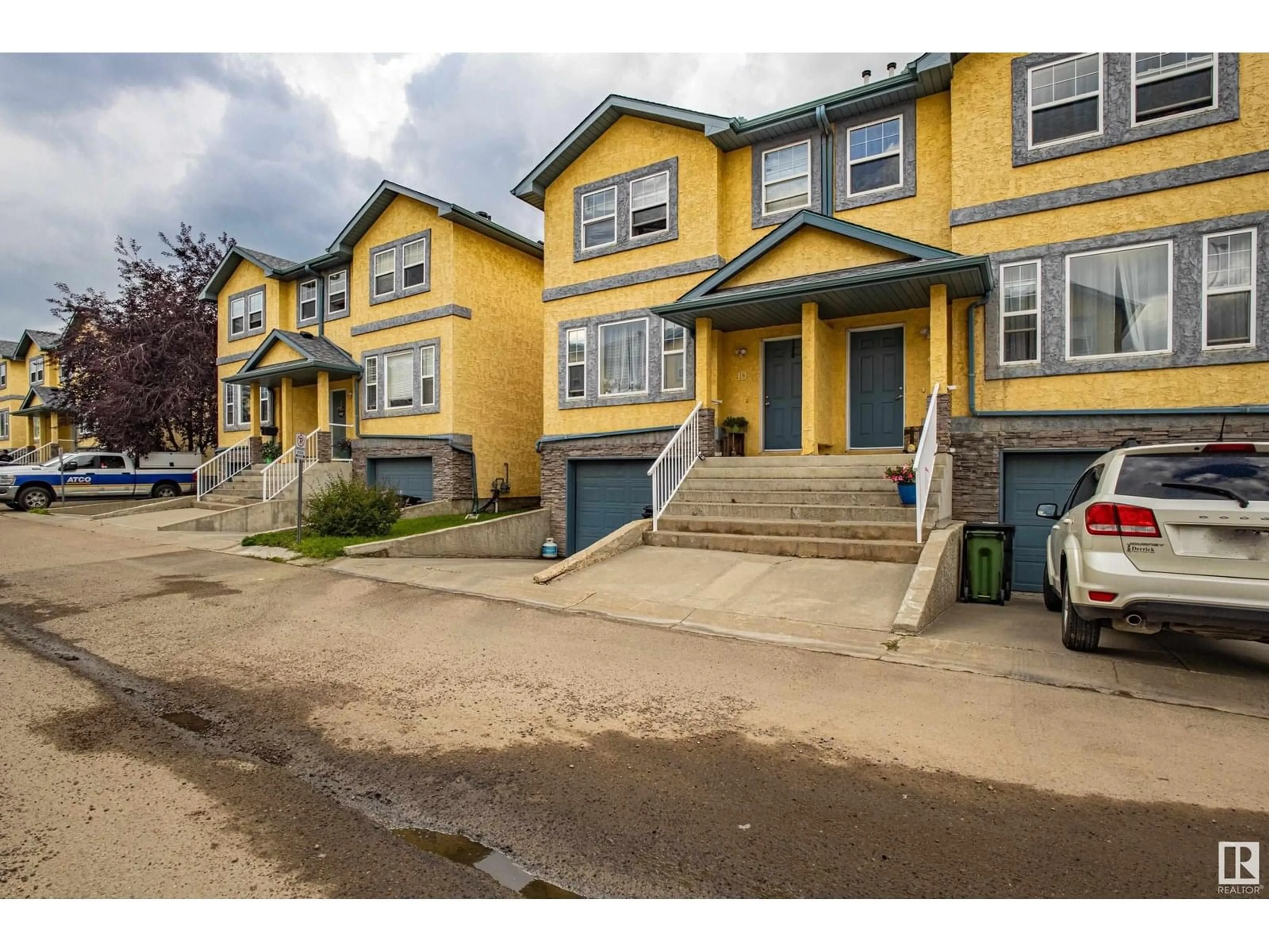 Unknown for #10 - 16777 91 STREET, Edmonton Alberta T5Z3X4