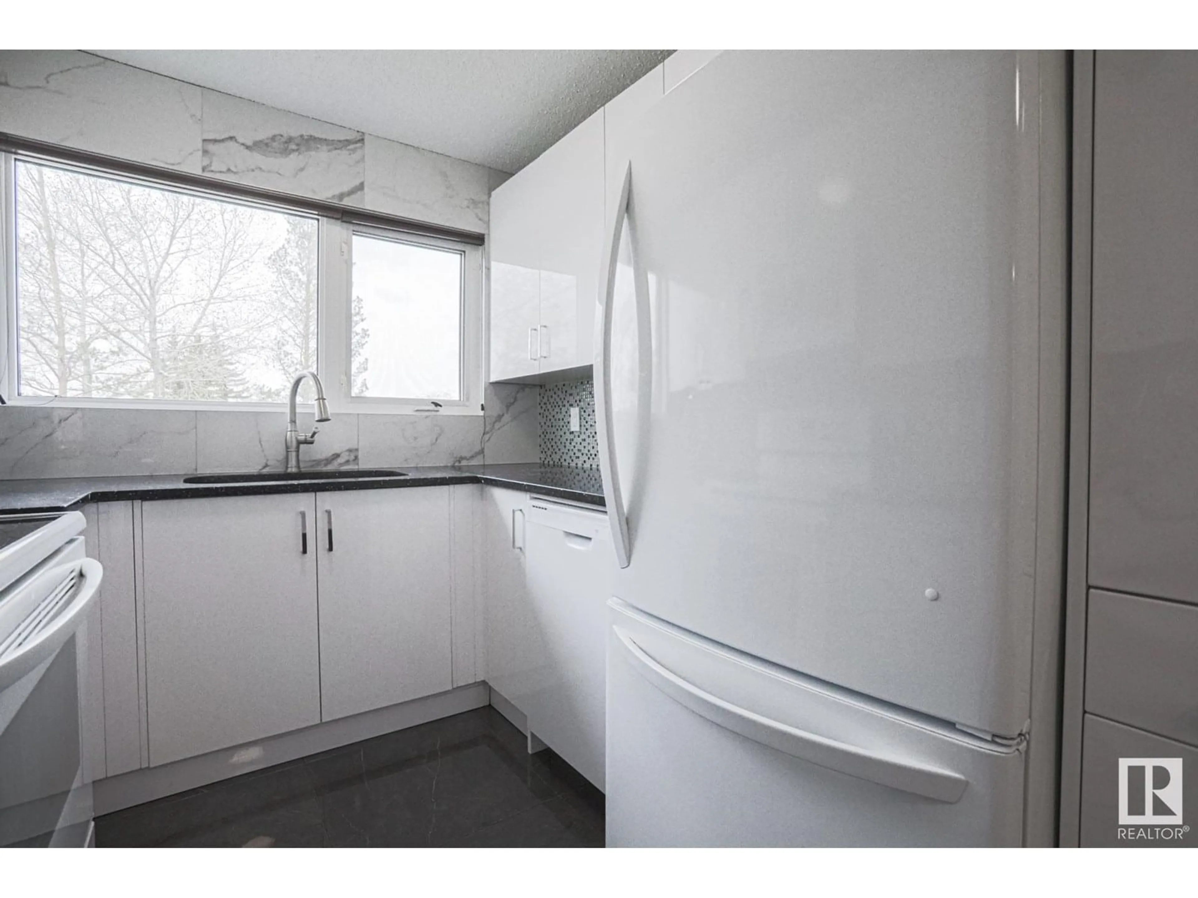 Standard kitchen, unknown for 10634 BEAUMARIS RD, Edmonton Alberta T5X3N4