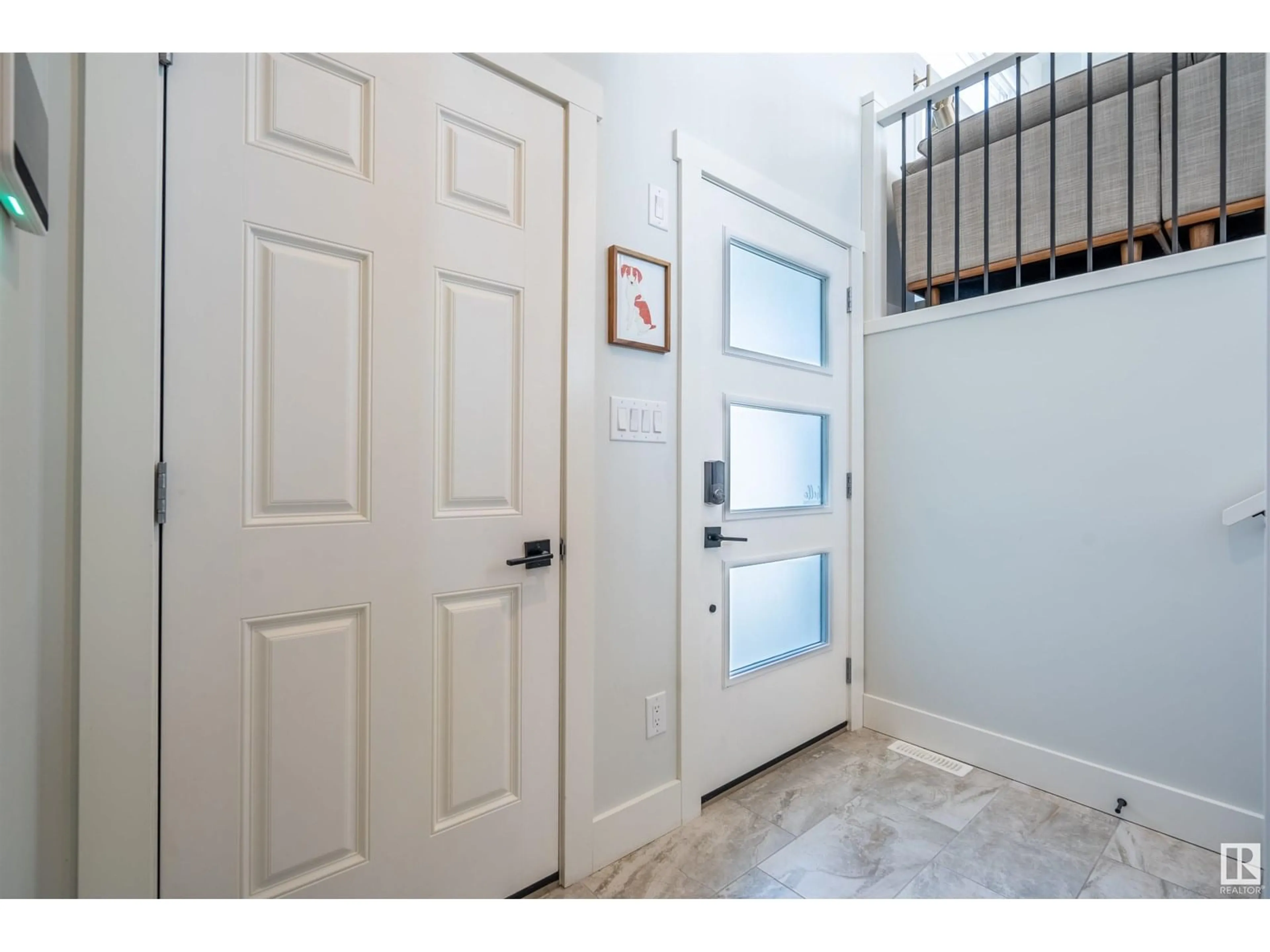 Indoor entryway for 410 LAKEWOOD WY, Cold Lake Alberta T9M0K7