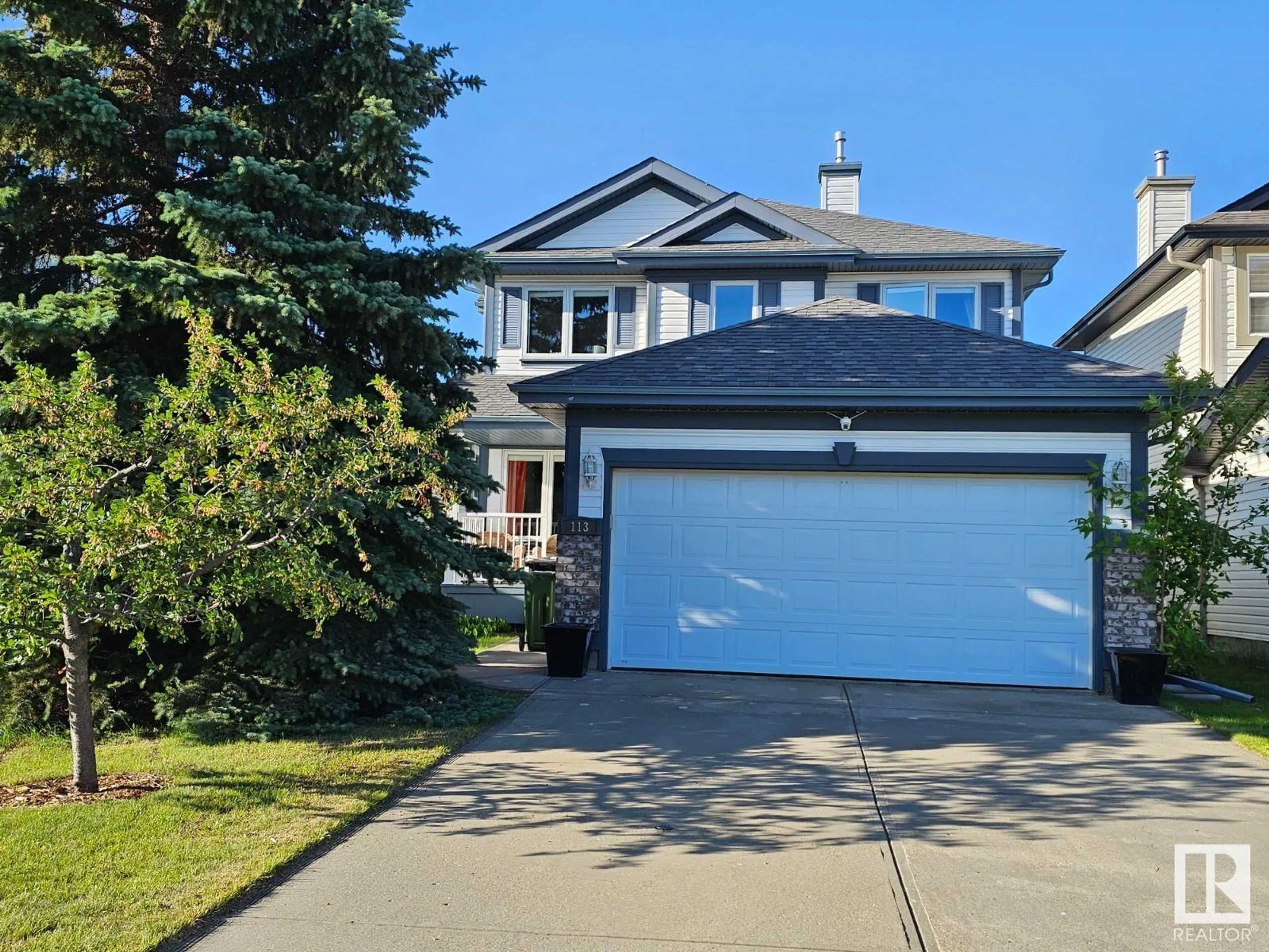 Home with vinyl exterior material, street for 113 COTE CR, Edmonton Alberta T6V1L3
