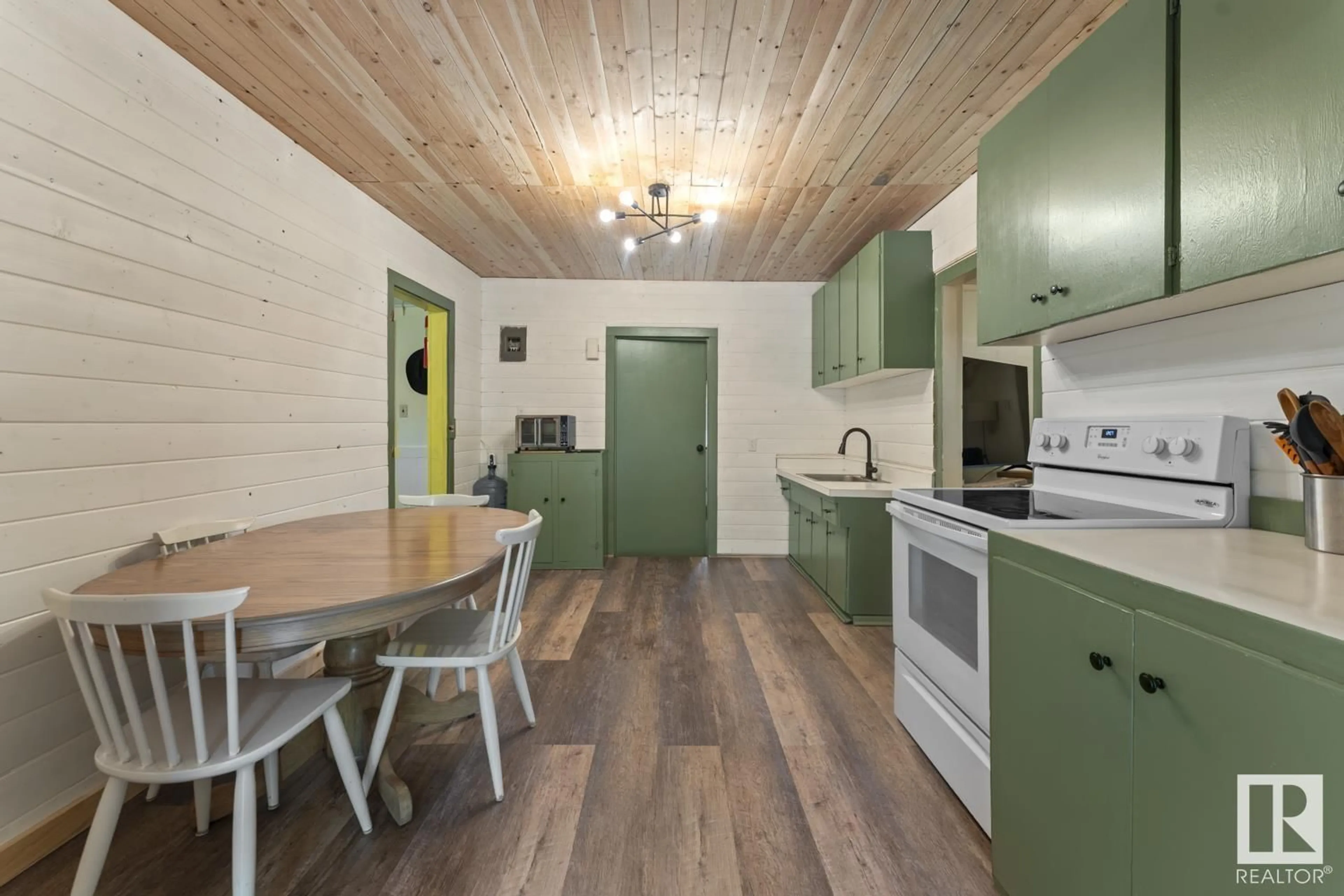 Standard kitchen, wood/laminate floor for 62023 RR 435, Rural Bonnyville M.D. Alberta T9N2G6