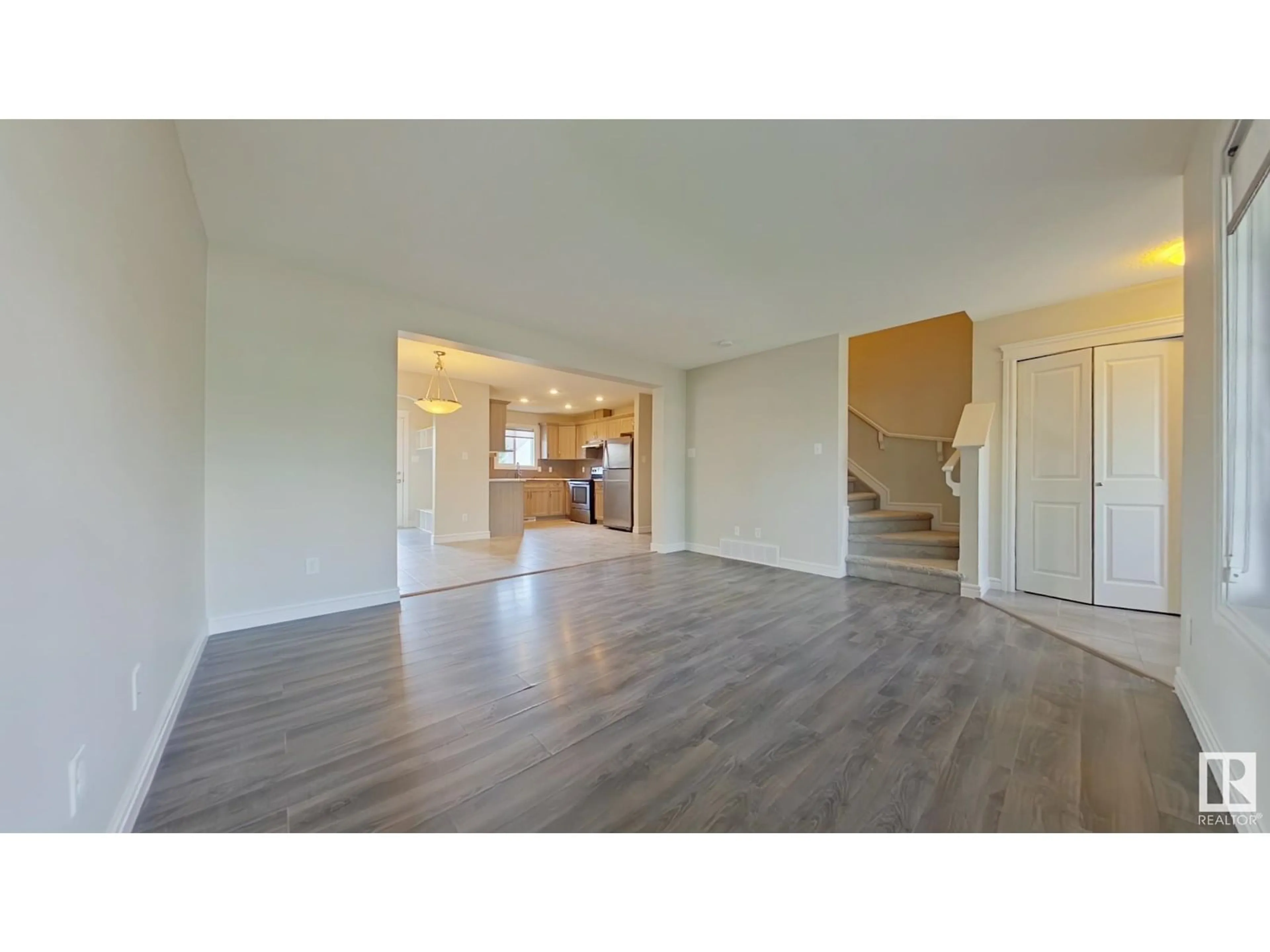 A pic of a room for 2913 15 ST, Edmonton Alberta T6T0V6