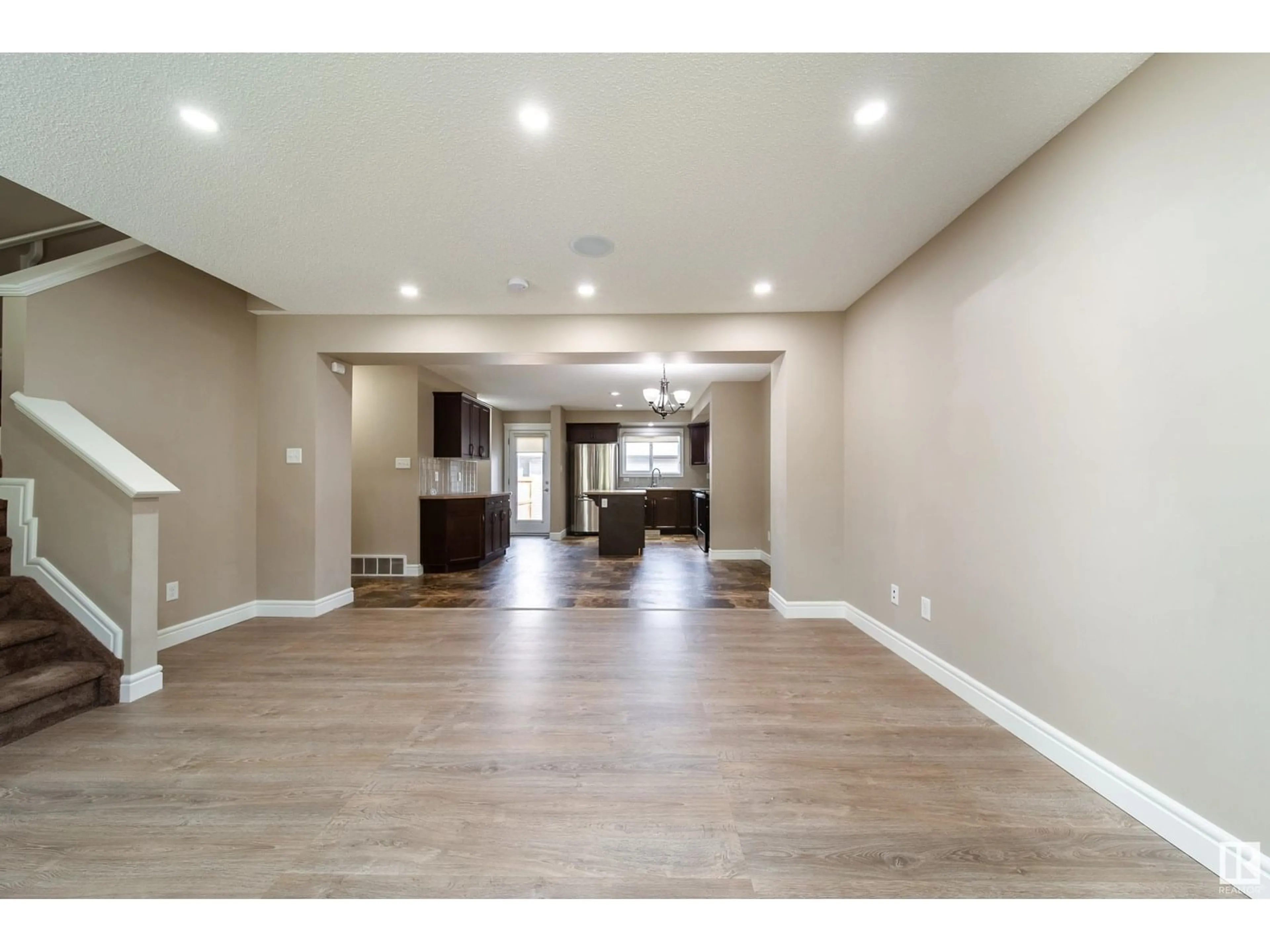 Unknown for 162 DESROCHERS GA, Edmonton Alberta T6W3H8