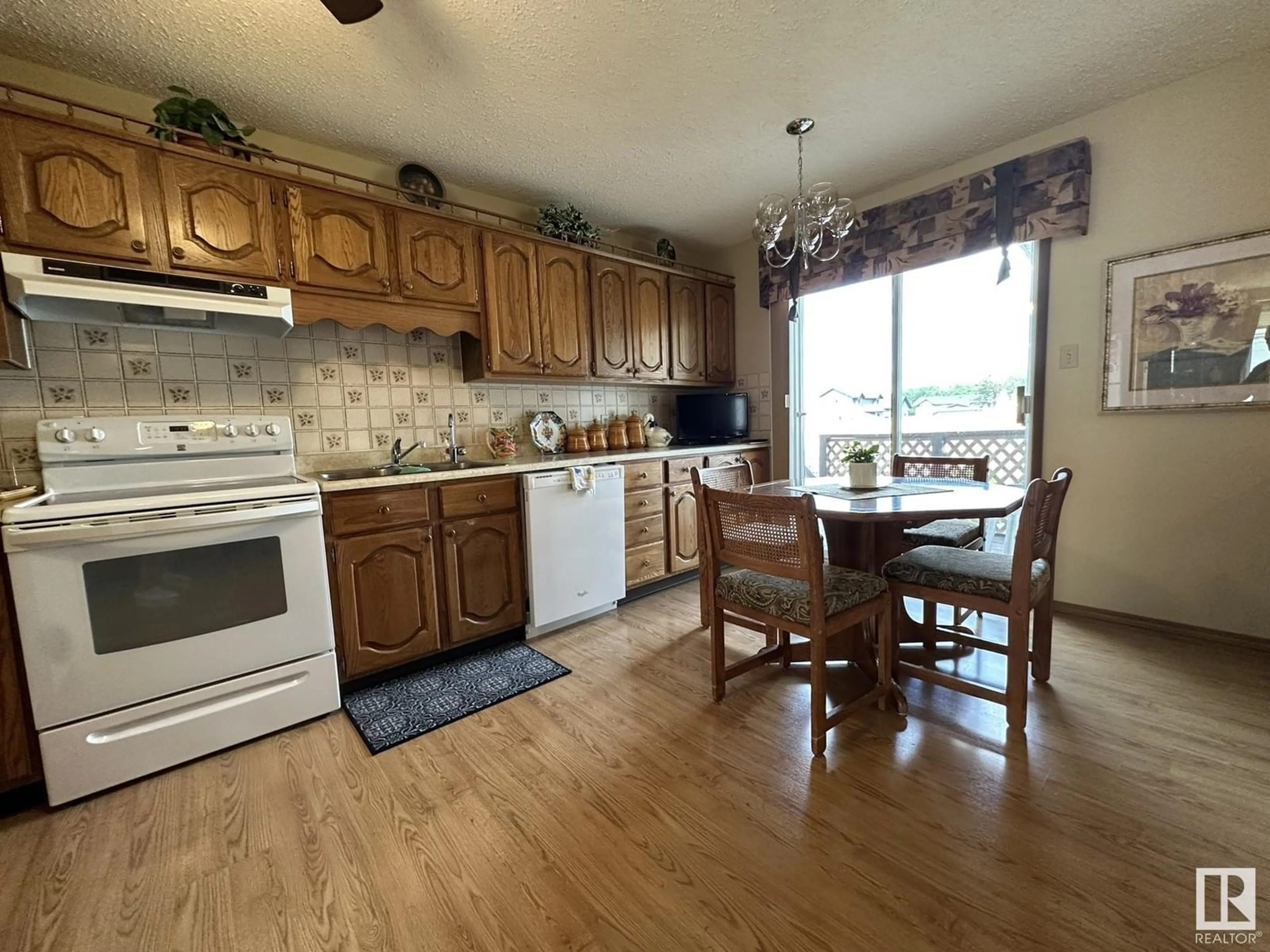 Open concept kitchen, unknown for 4318 54 AV, Smoky Lake Town Alberta T0A3C0