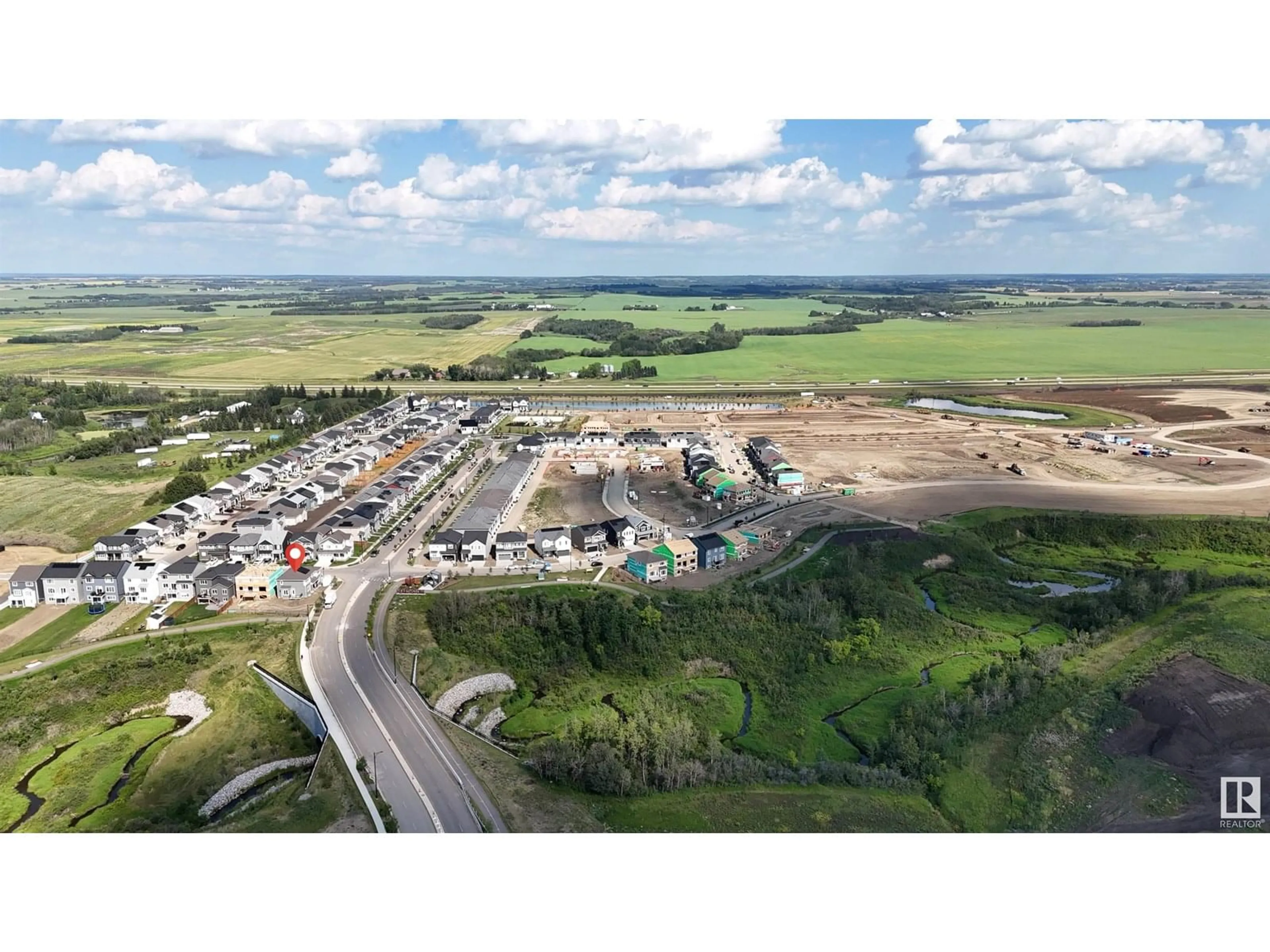 A pic from outside/outdoor area/front of a property/back of a property/a pic from drone, unknown for 1133 CRESTVIEW TC, Sherwood Park Alberta T8H3A2