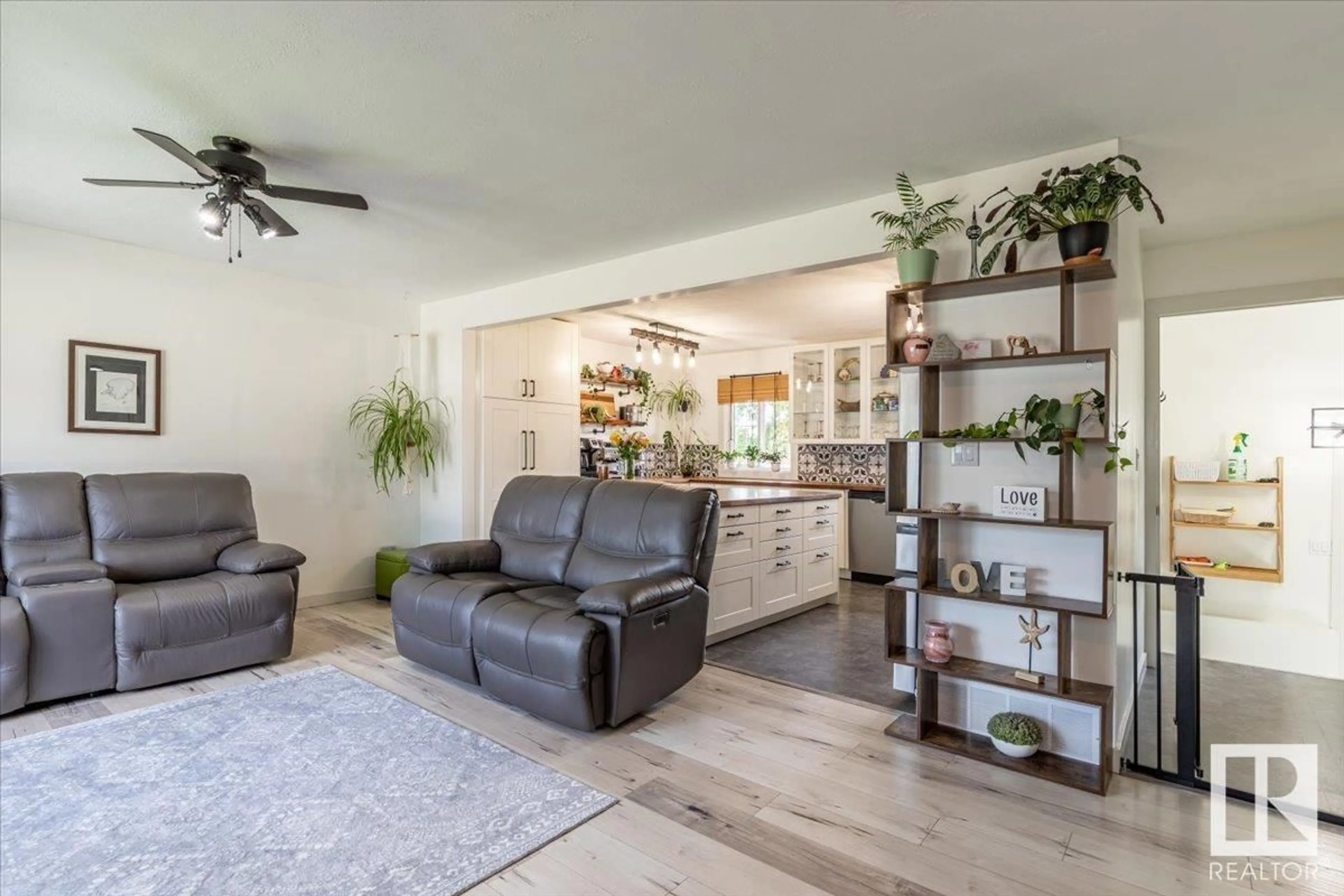 Living room with furniture, unknown for 5305 37 AV, Wetaskiwin Alberta T9A2L4