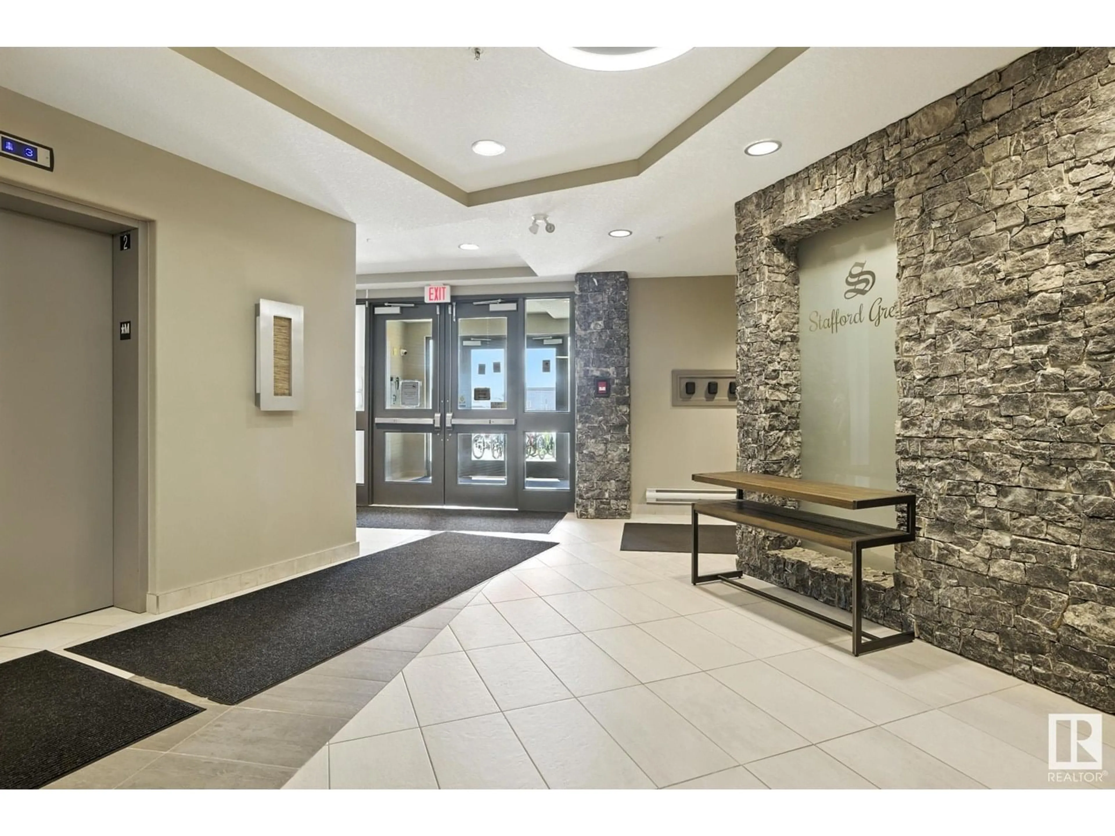 Indoor foyer for #114 - 7508 GETTY GATE, Edmonton Alberta T5T7E6