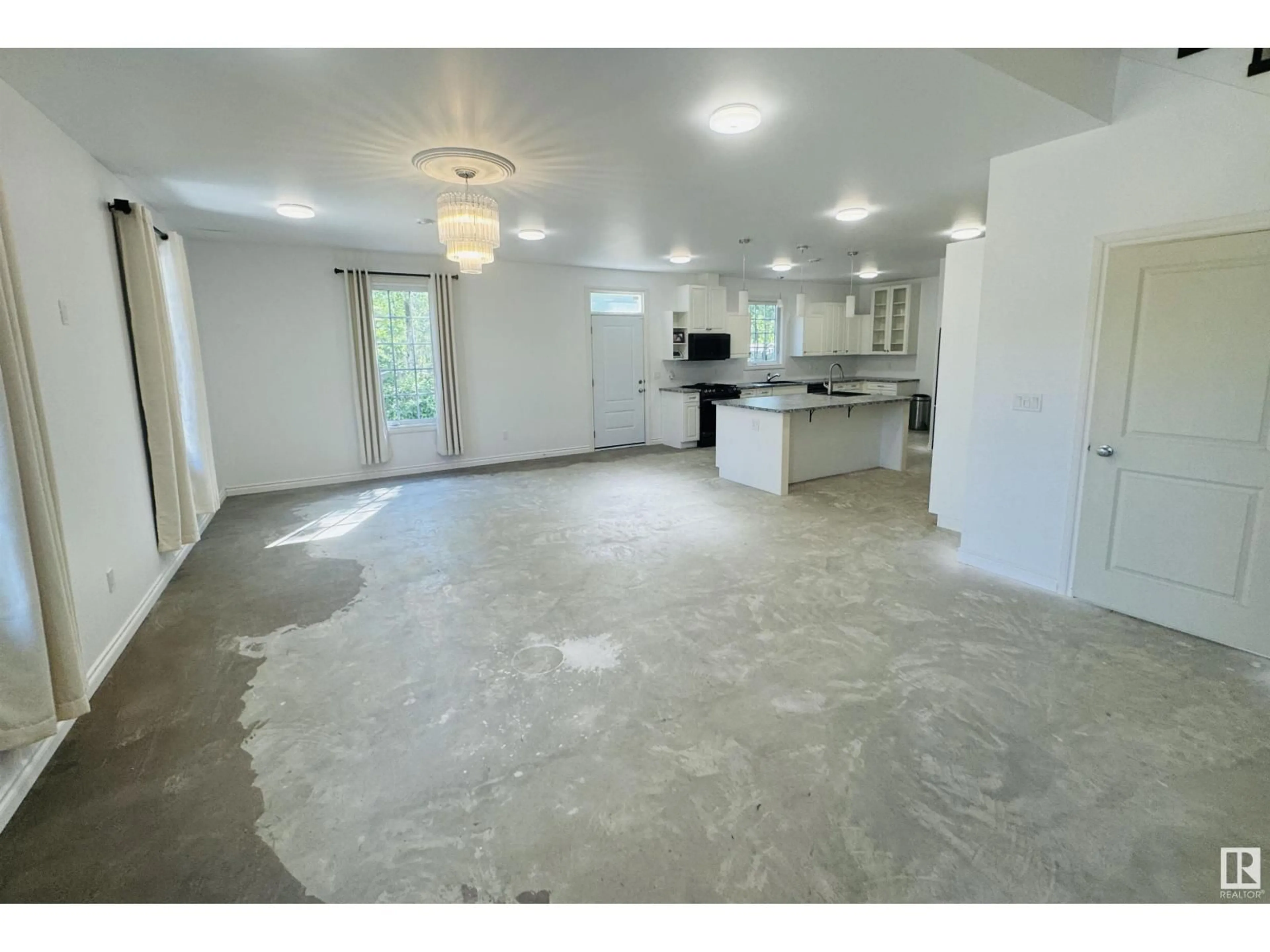 Open concept kitchen, unknown for 553 11207 TWP R 564, Rural St. Paul County Alberta T0A3A0