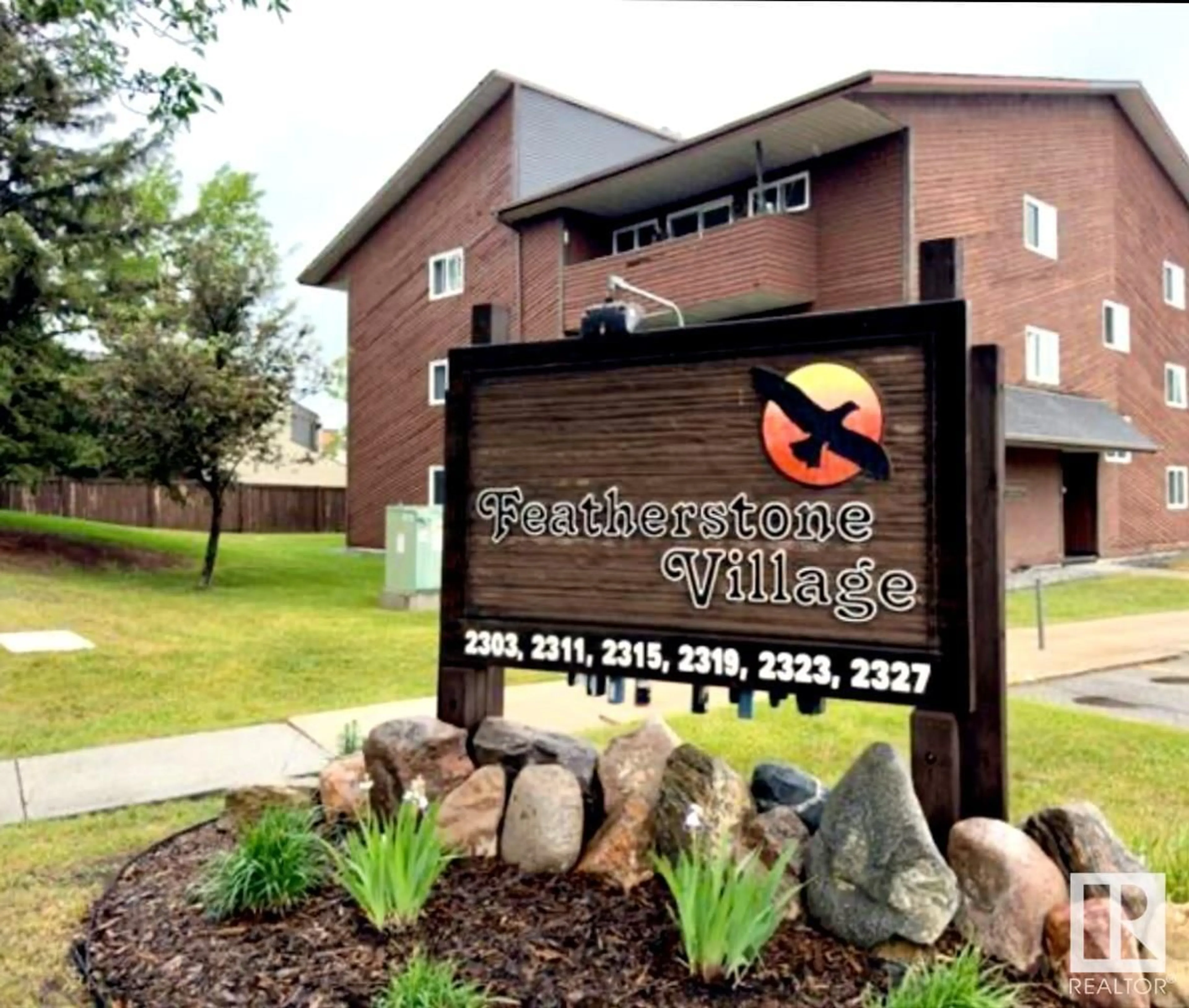 Indoor foyer for 312 - 2315 119 ST, Edmonton Alberta T6J4E2