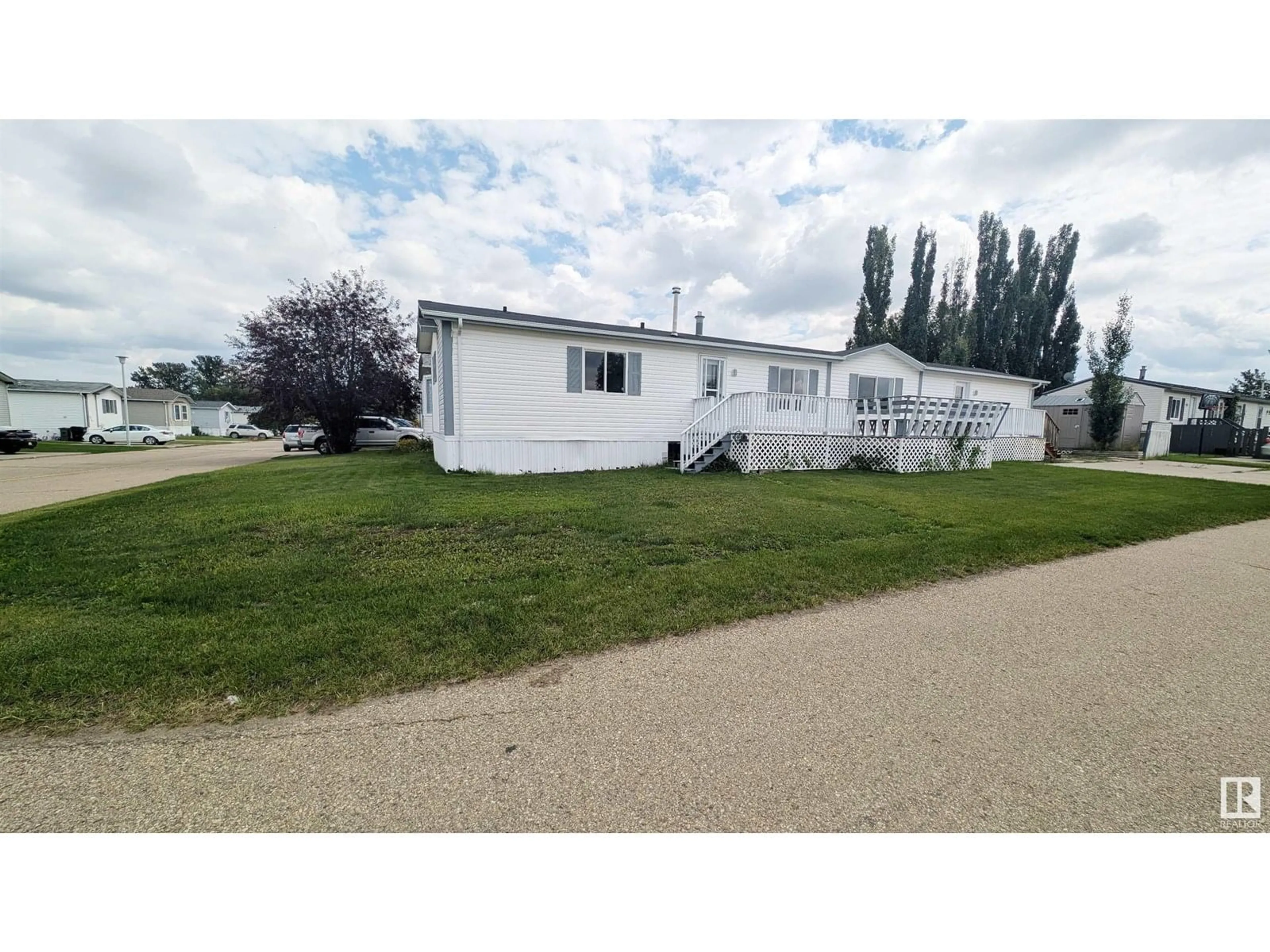 Unknown for NW NW - 3136 LAKEWOOD CR, Edmonton Alberta T5S2C5