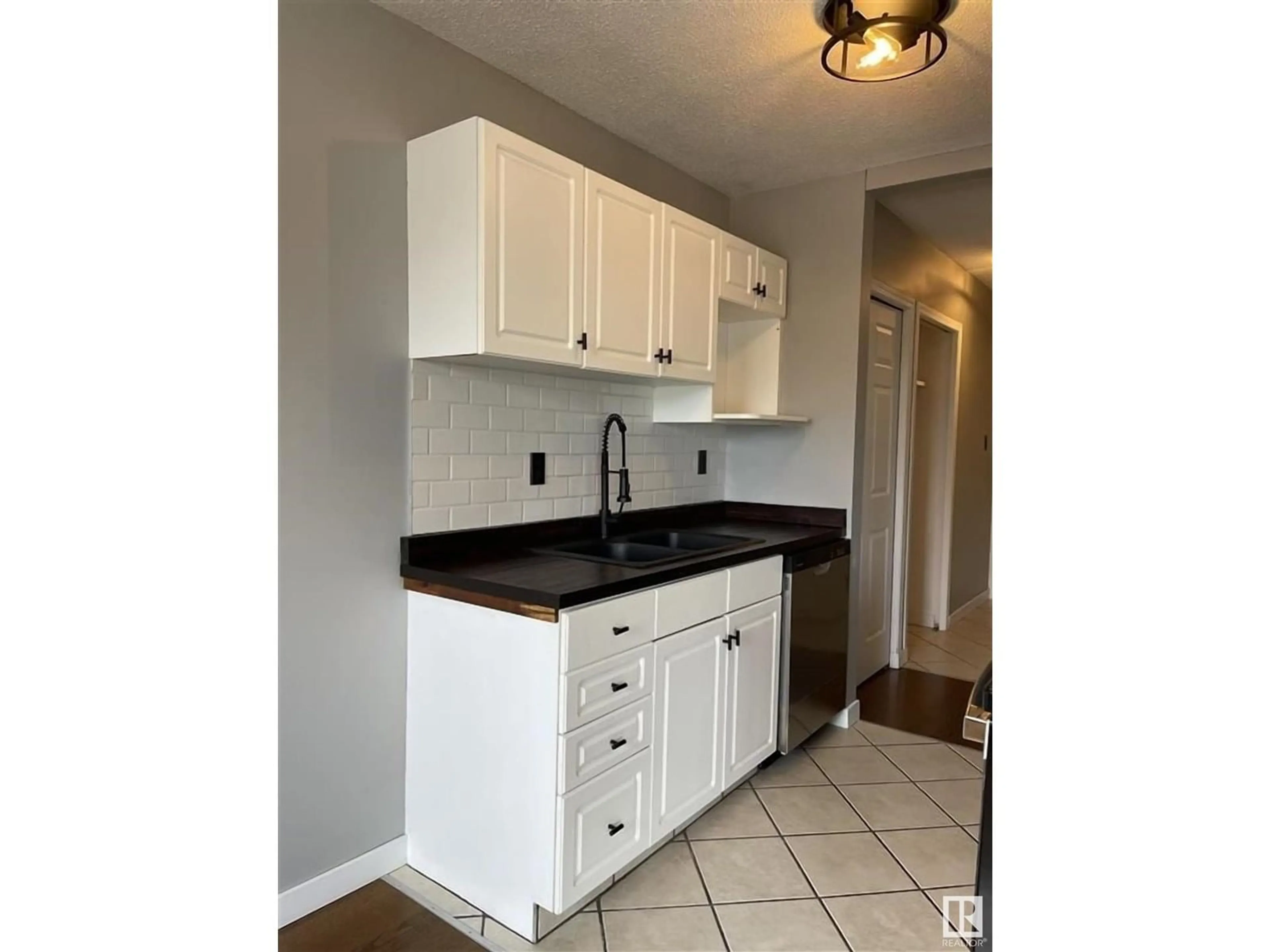 Standard kitchen, ceramic/tile floor for #11 - 11219 103A AV, Edmonton Alberta T5K2E4