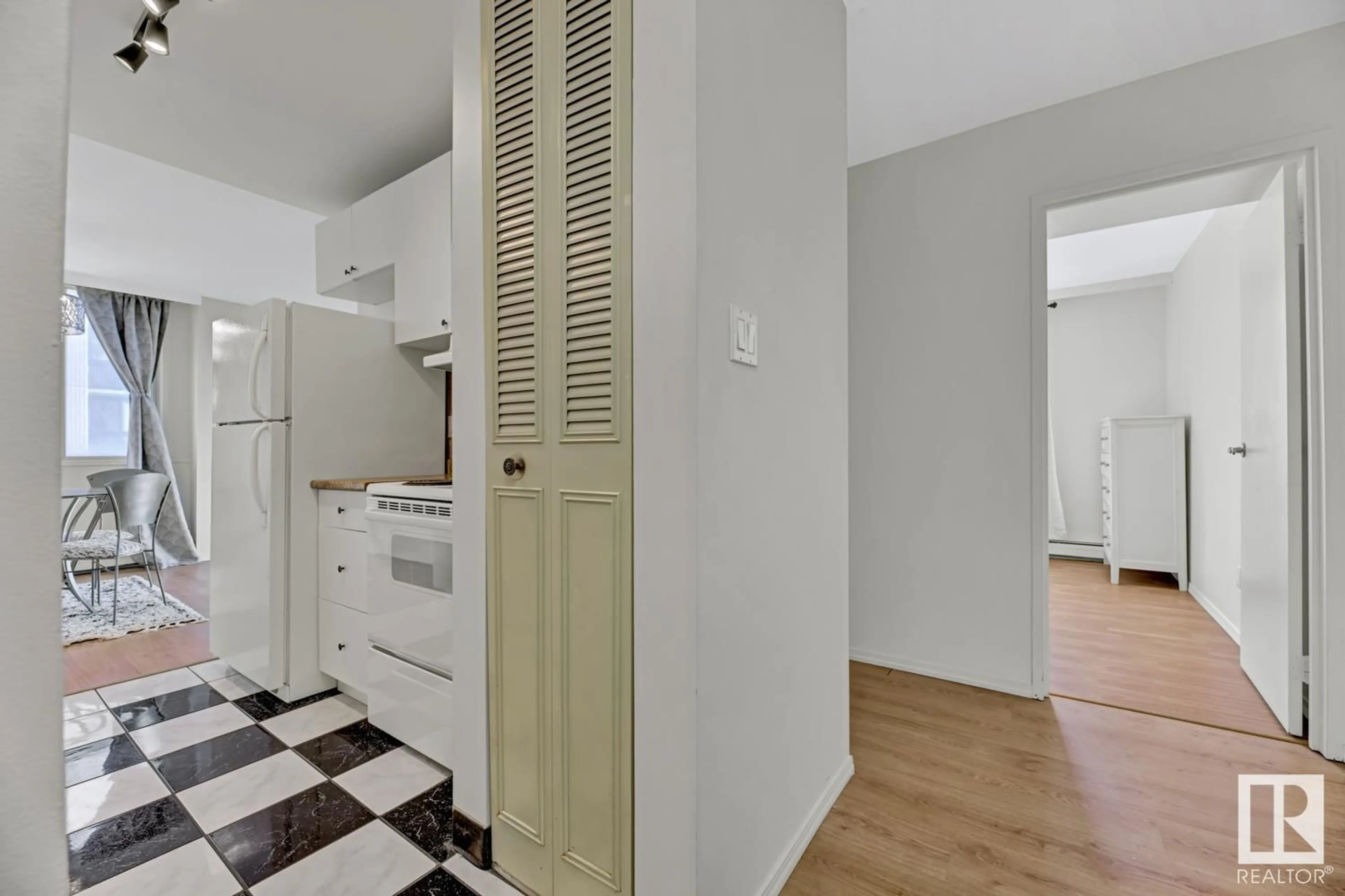Standard kitchen, unknown for #1103 - 9909 104 ST, Edmonton Alberta T5K2G5