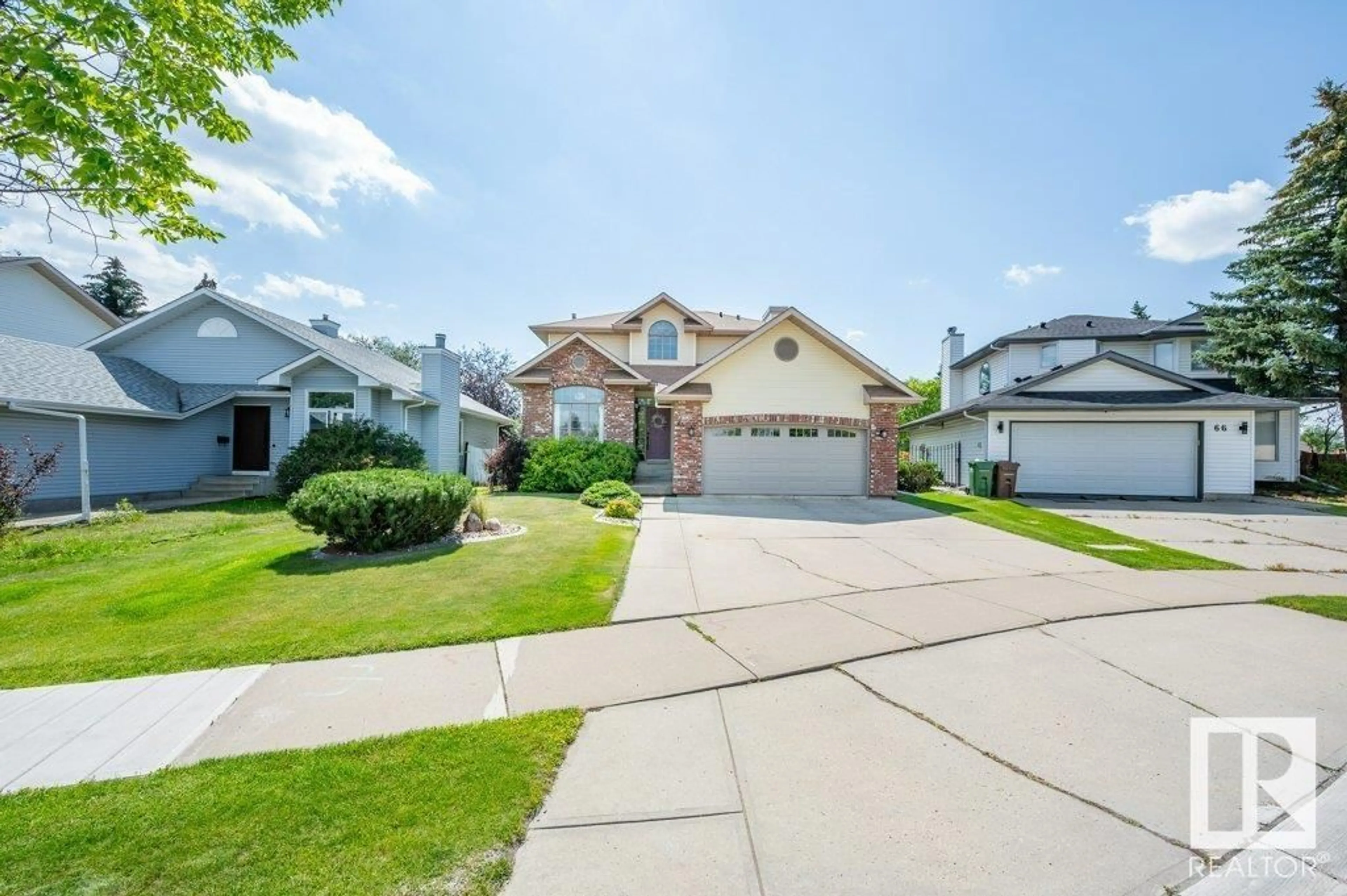 Home with vinyl exterior material, street for 64 DESMARAIS CR, St. Albert Alberta T8N6A9