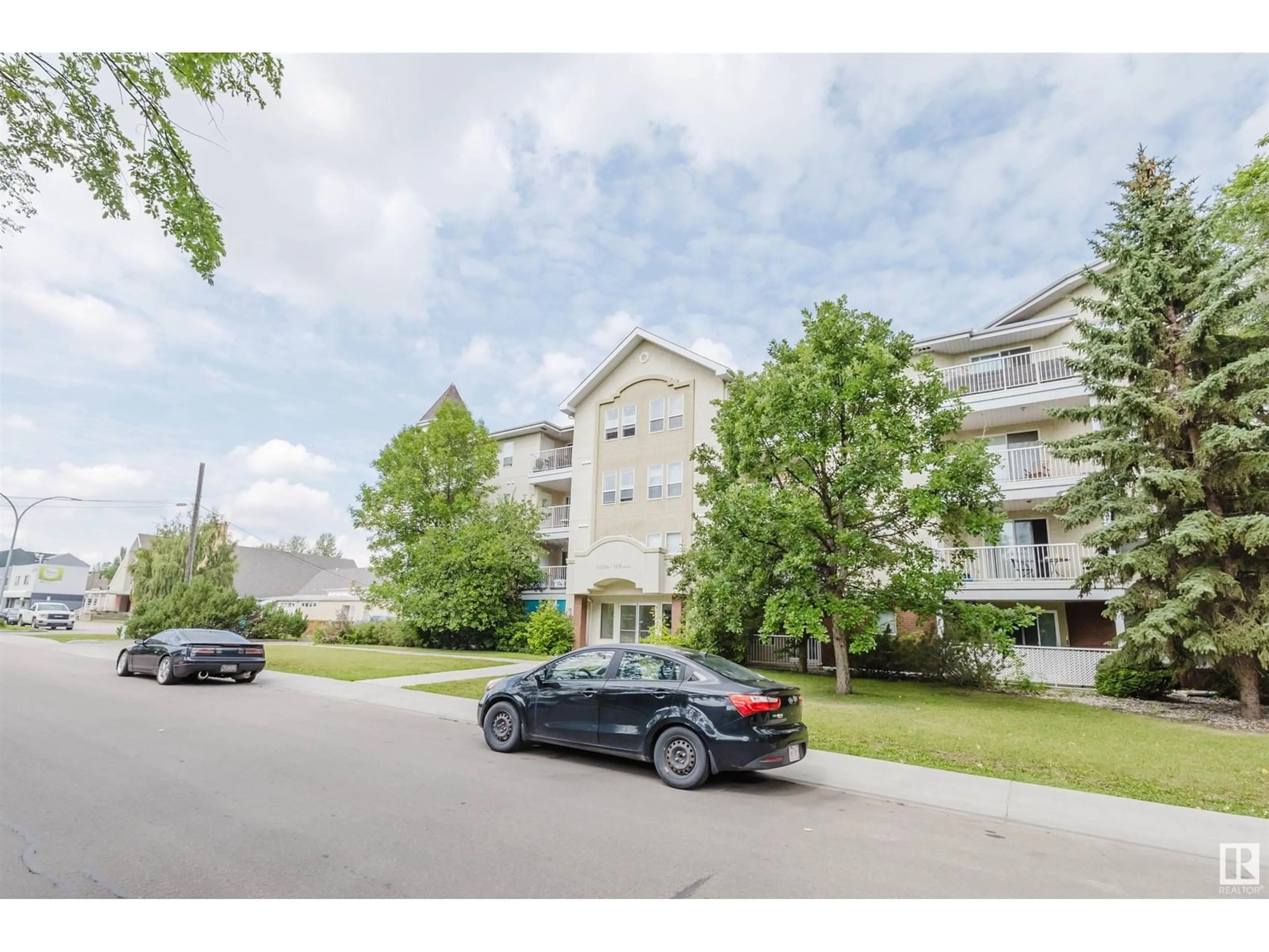 Unknown for #203 - 11104 109 AV, Edmonton Alberta T5H1E1