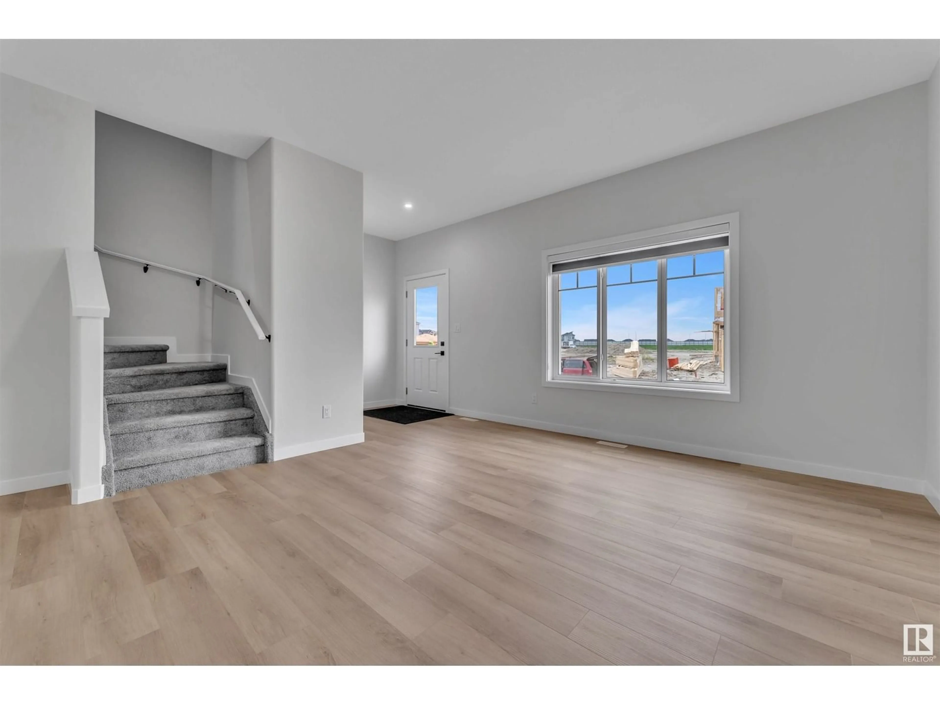 Unknown for 338 MUNN WAY, Leduc Alberta T9E0S9