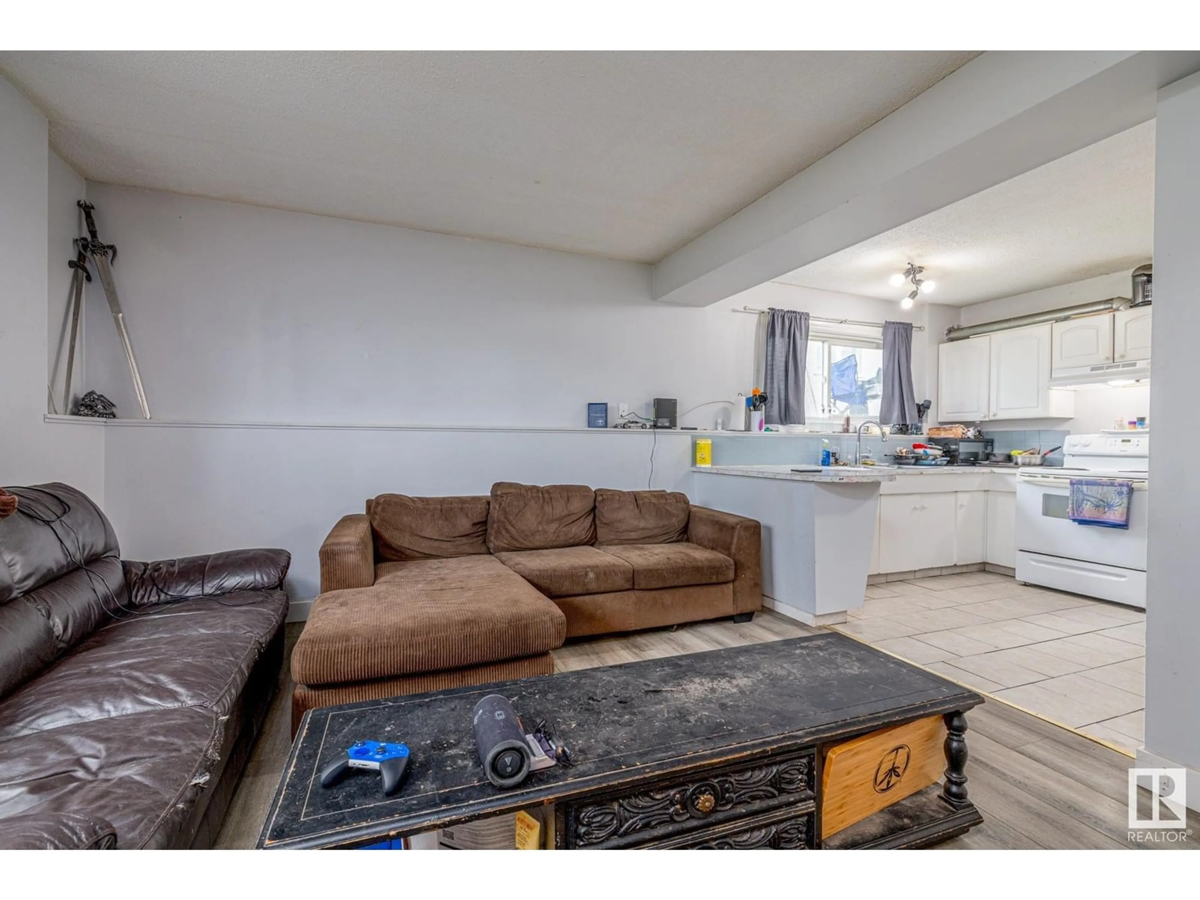 A pic of a room for 6120 132 AV, Edmonton Alberta T5A0J3