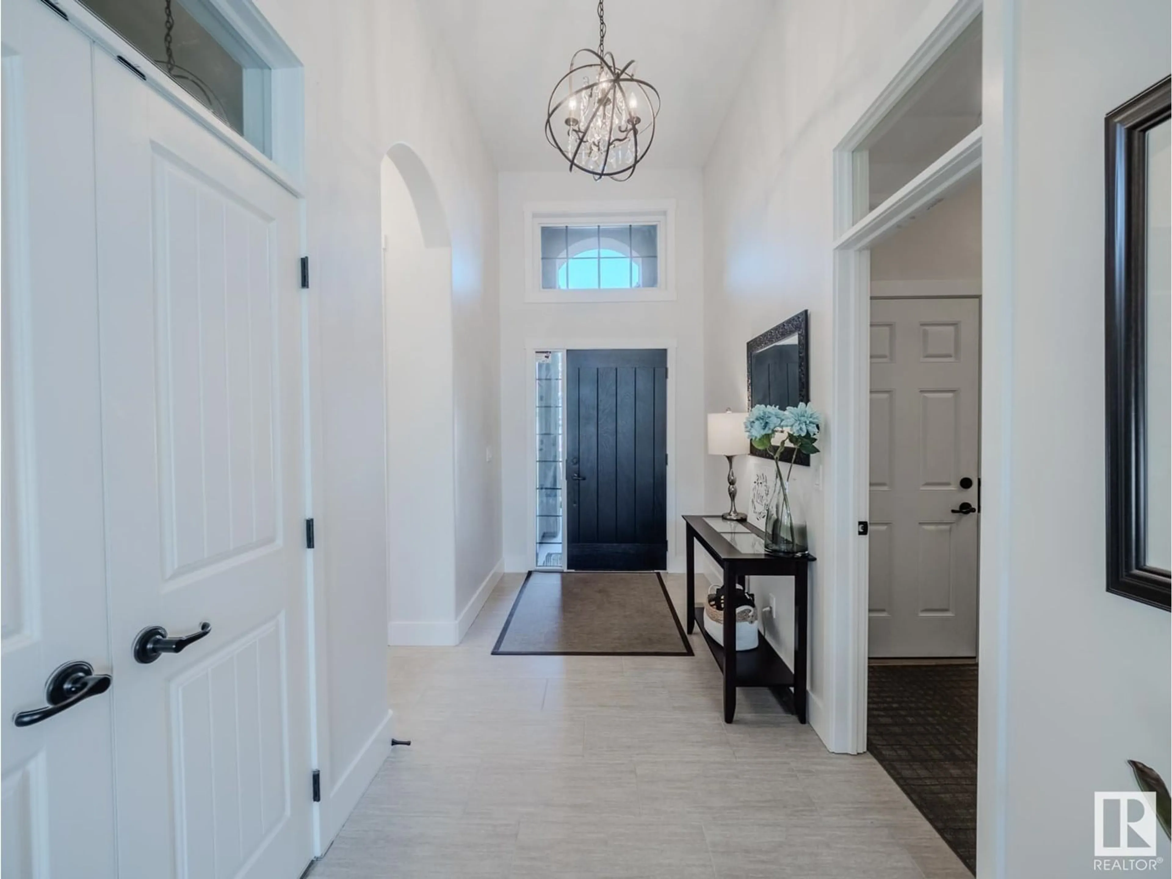 Indoor entryway for 4101 49 AV, Beaumont Alberta T4X1Y7