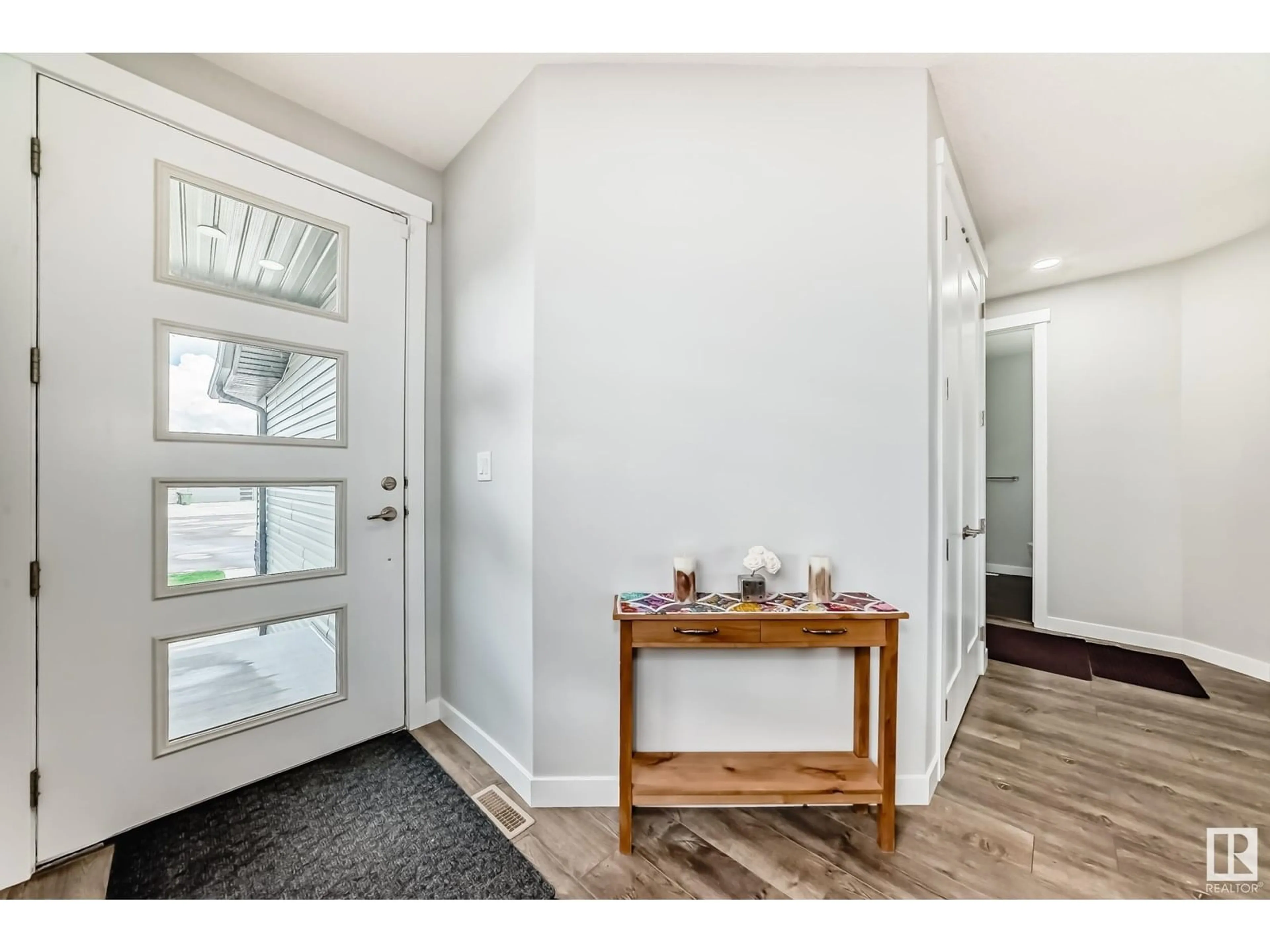 Indoor entryway for 148 ASTON BN, Leduc Alberta T9E1L9