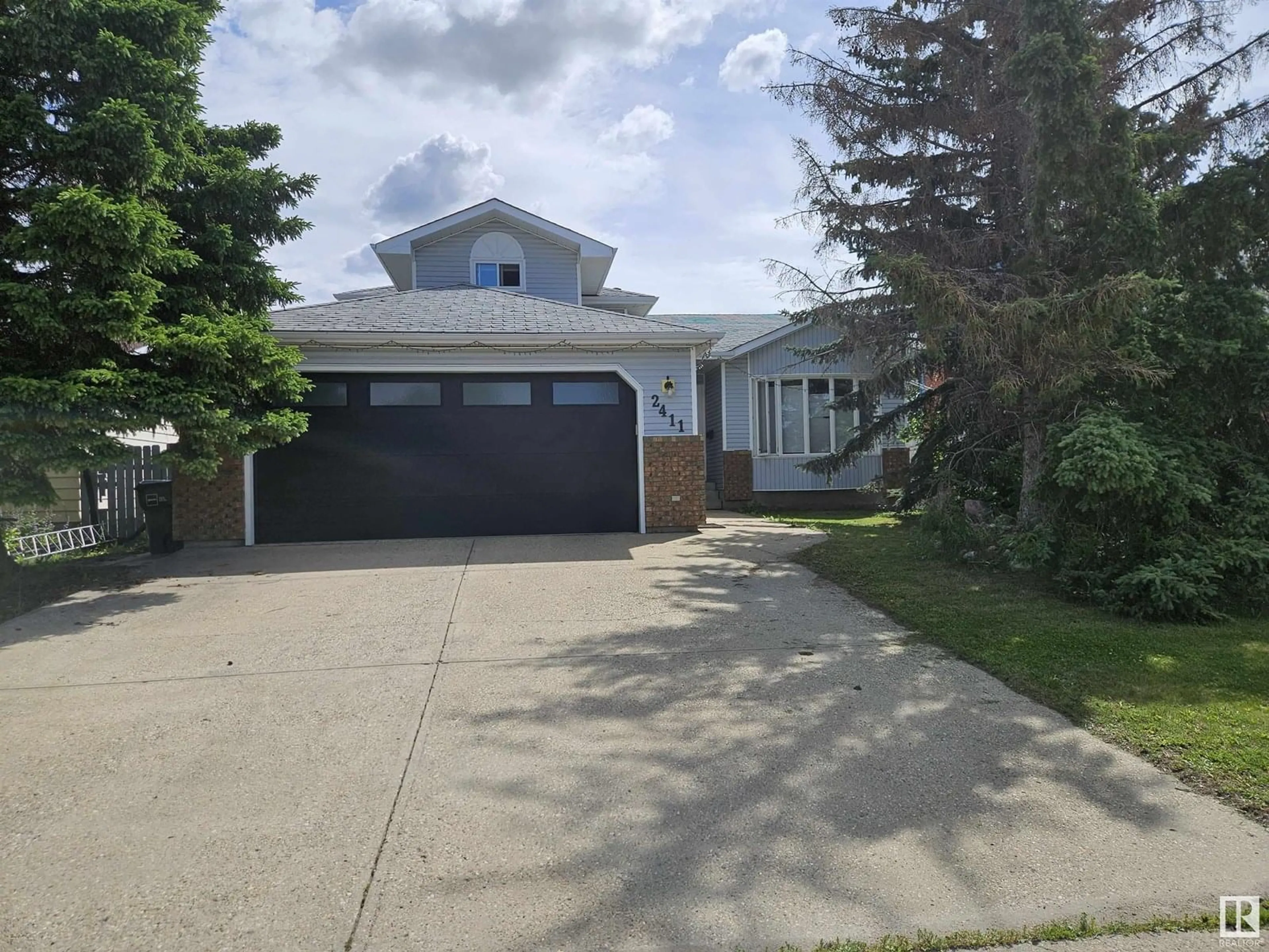 Unknown for NW - 2411 78 ST, Edmonton Alberta T6K3W3