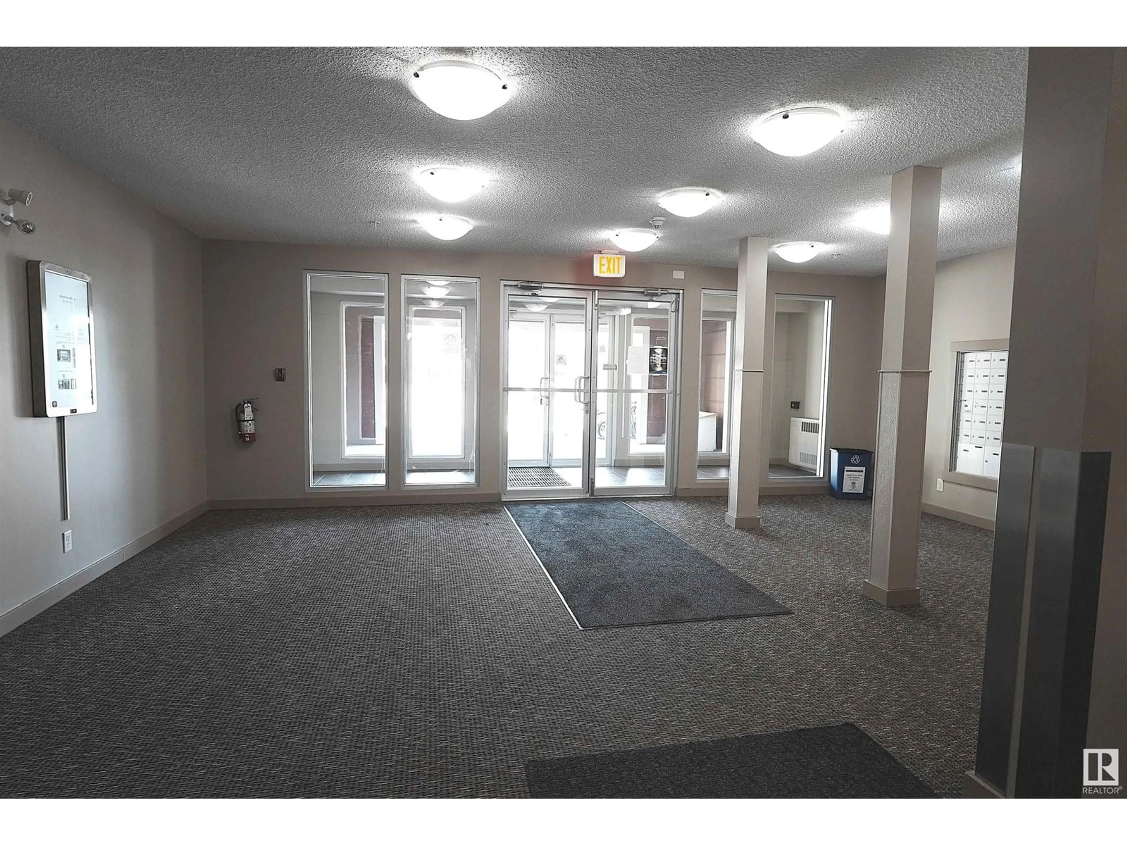 Indoor foyer for #313 - 3211 JAMES MOWATT TRAIL, Edmonton Alberta T6W3L6