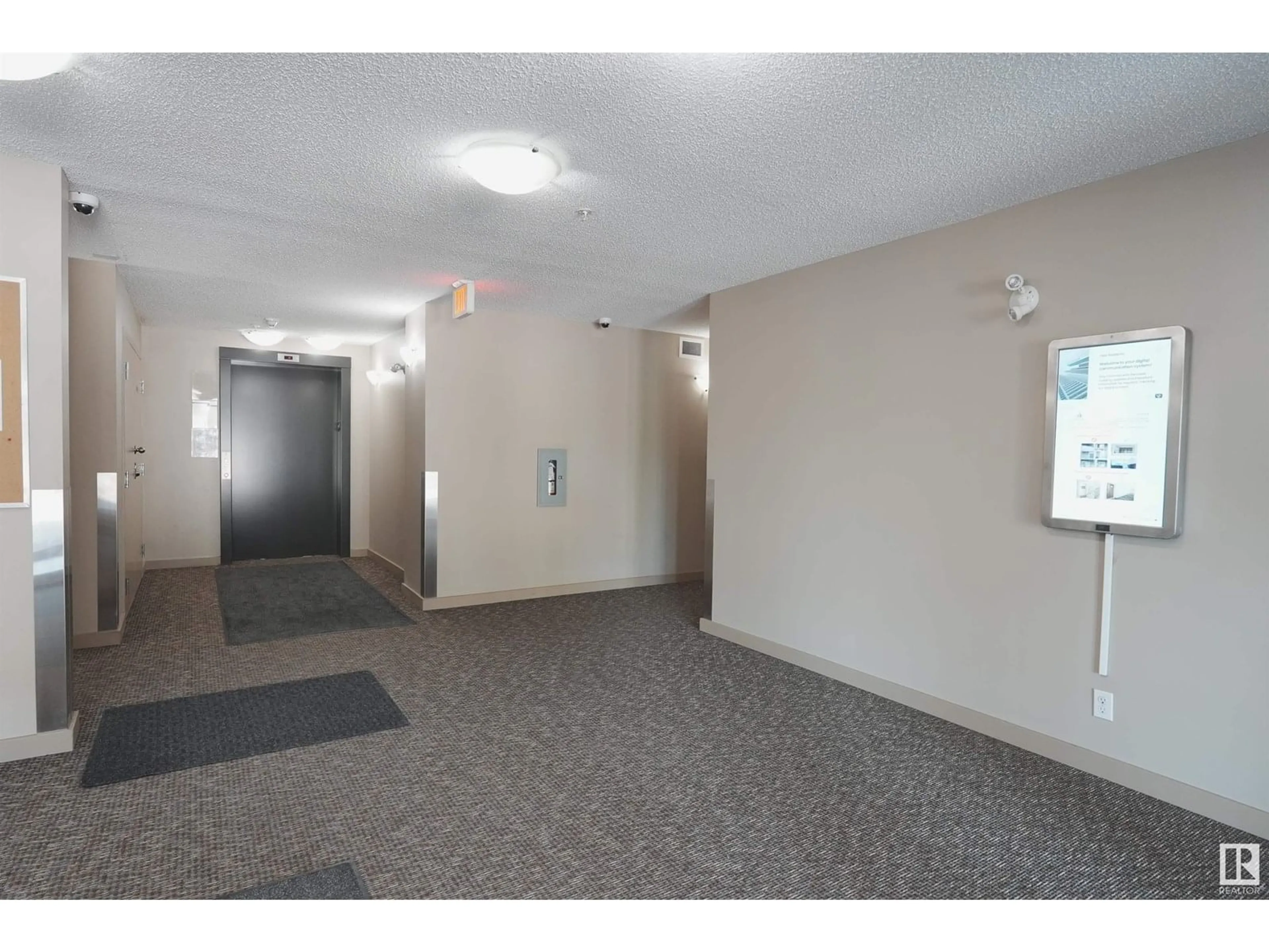 Indoor foyer for #313 - 3211 JAMES MOWATT TRAIL, Edmonton Alberta T6W3L6