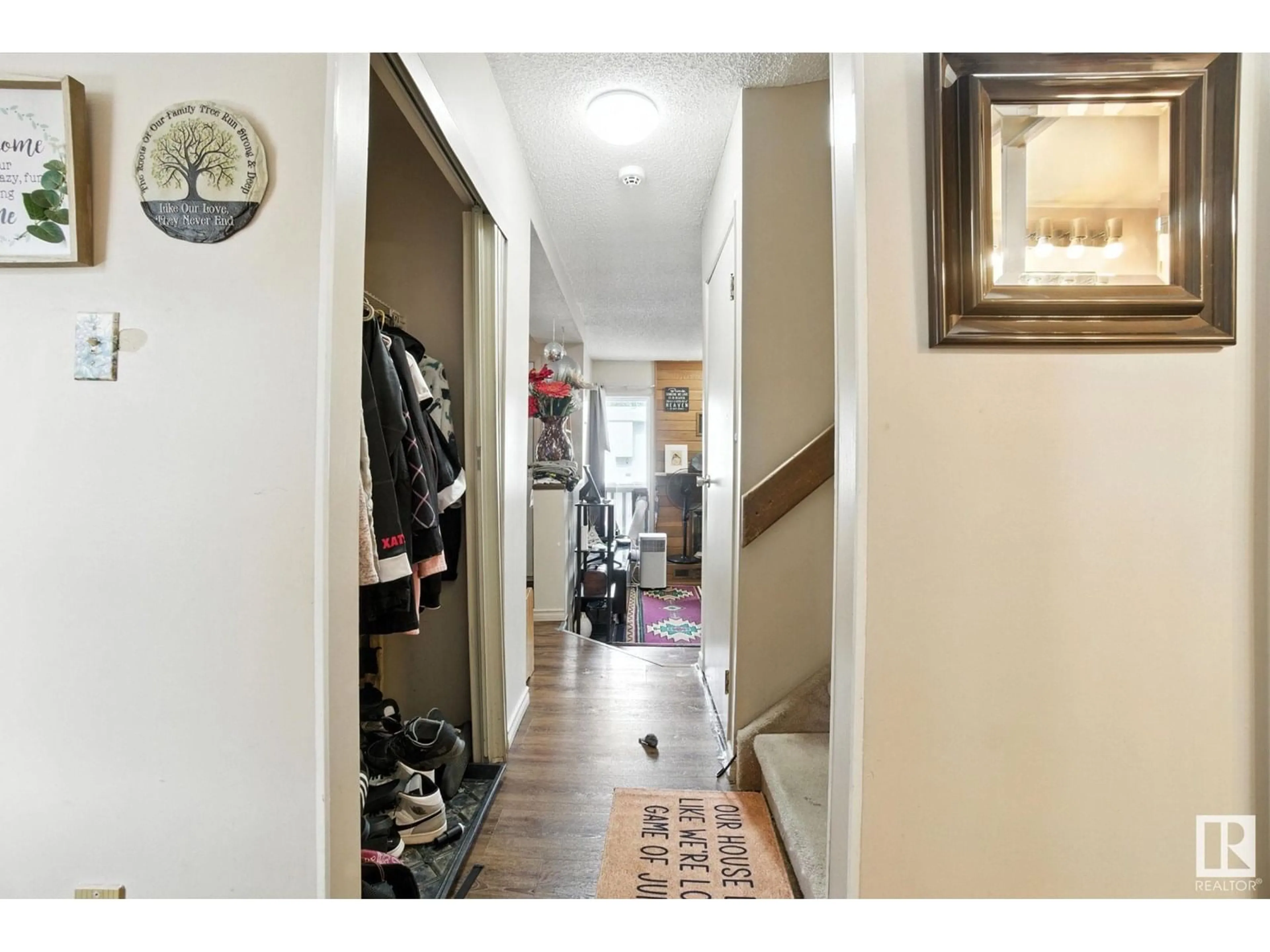 Indoor entryway for #7 - 1415 62 ST, Edmonton Alberta T6L4K1