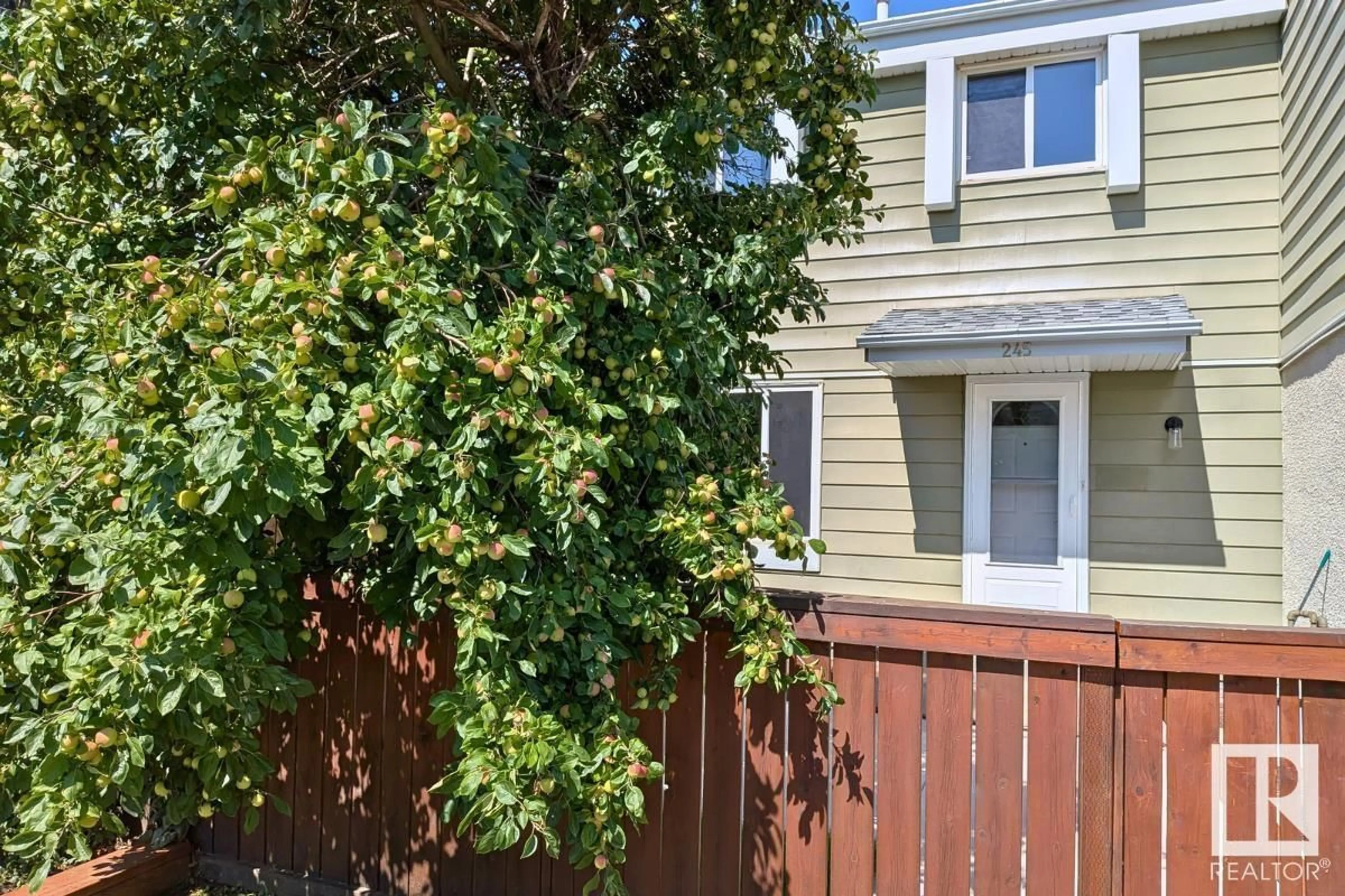 Unknown for 245 PRIMROSE GARDENS GD, Edmonton Alberta T5T0R1