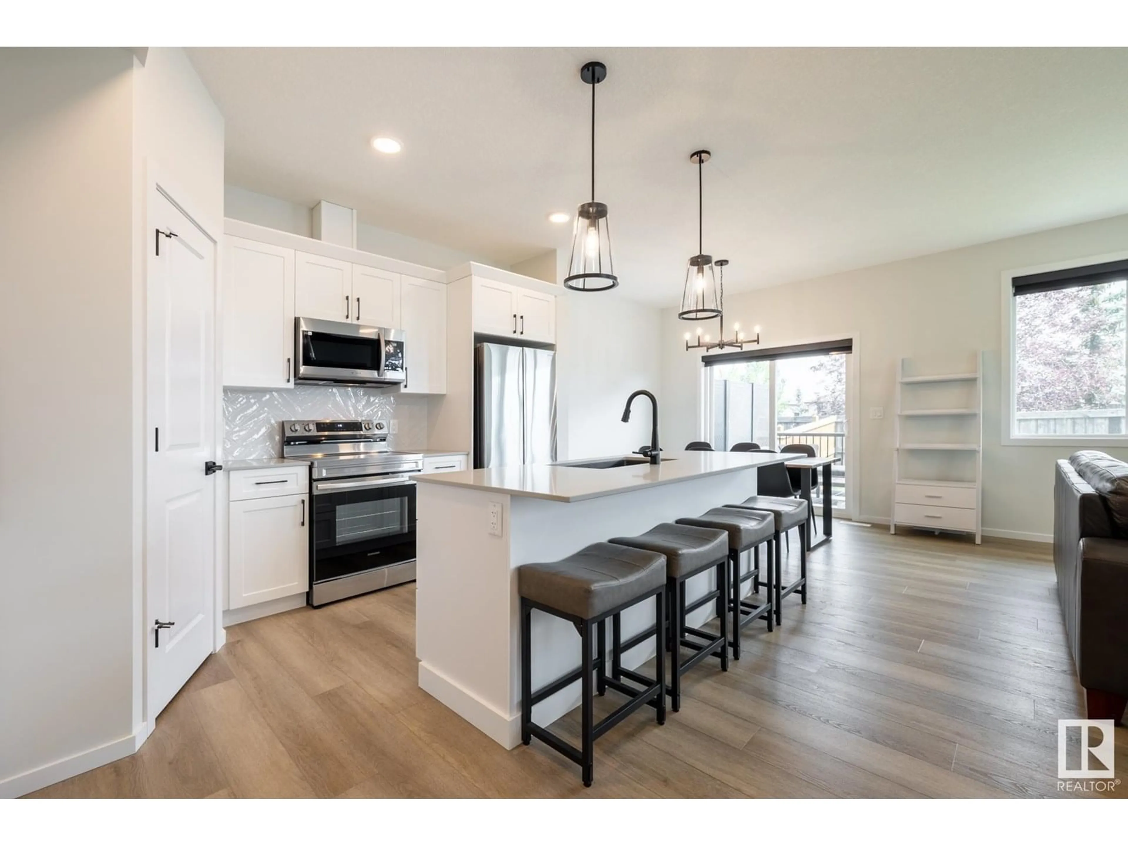 Open concept kitchen, unknown for 328 GENESIS VI, Stony Plain Alberta T7Z0J6