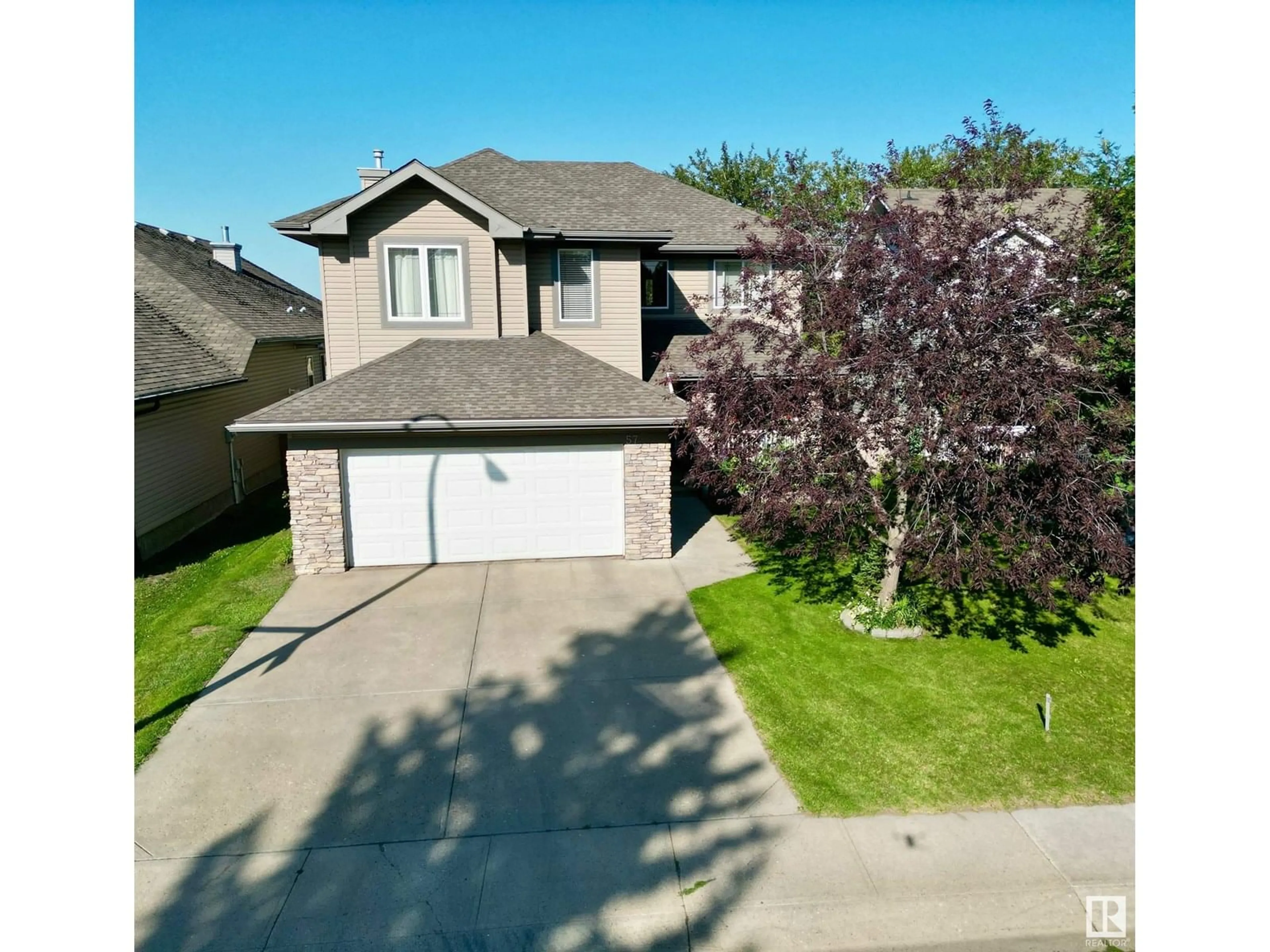 A pic from outside/outdoor area/front of a property/back of a property/a pic from drone, street for 57 HOMESTEAD CRESCENT, Edmonton Alberta T5A2Y1