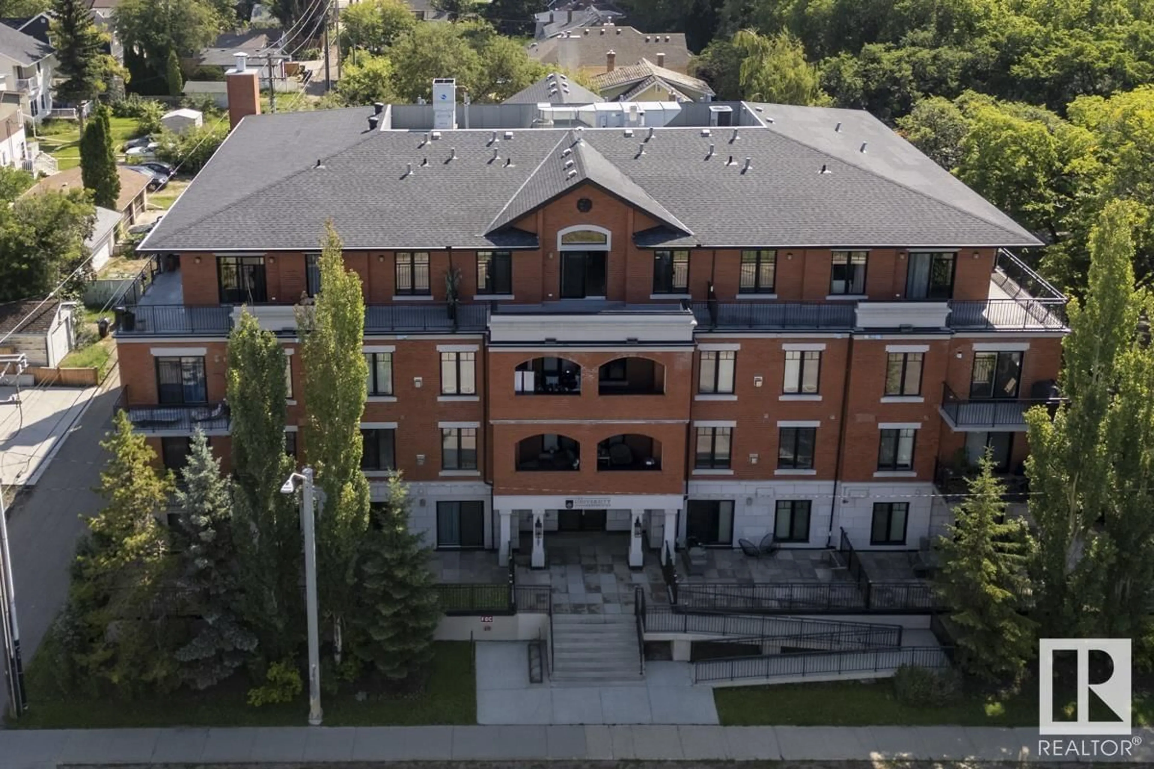 A pic from outside/outdoor area/front of a property/back of a property/a pic from drone, building for 401 - 7907 109 ST, Edmonton Alberta T6G1C7