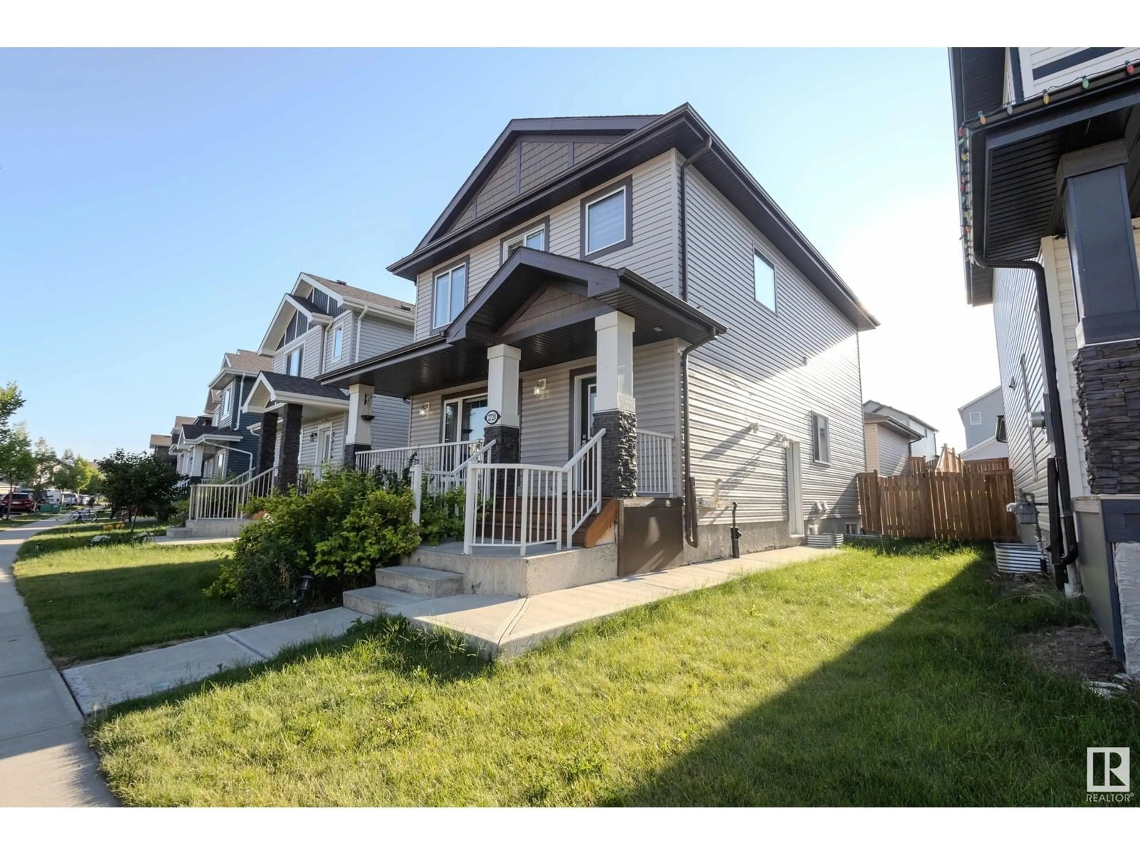 Unknown for 2720 11 ST, Edmonton Alberta T6T0X9