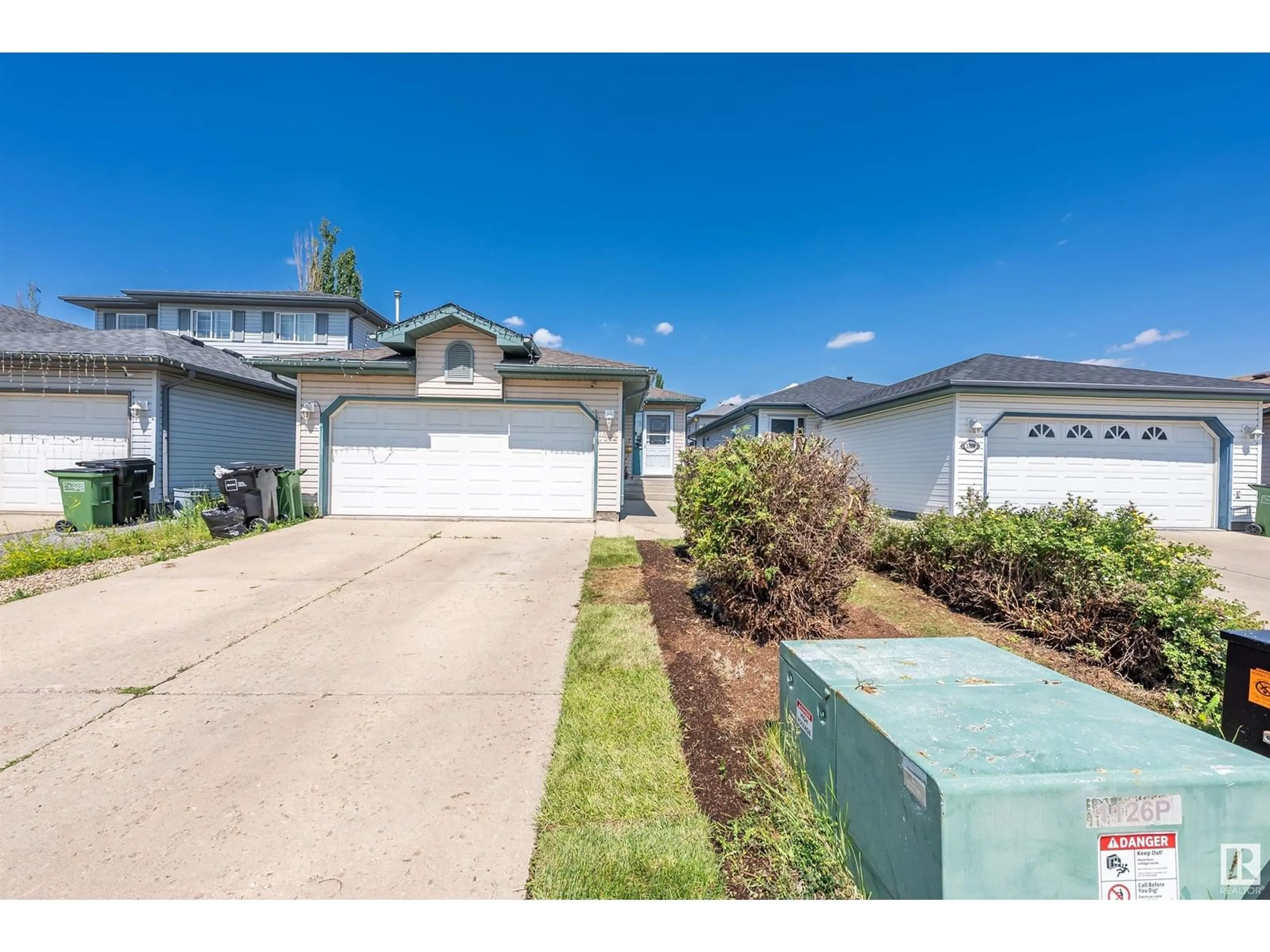 Unknown for 3312 27 AVE, Edmonton Alberta T6T1P7