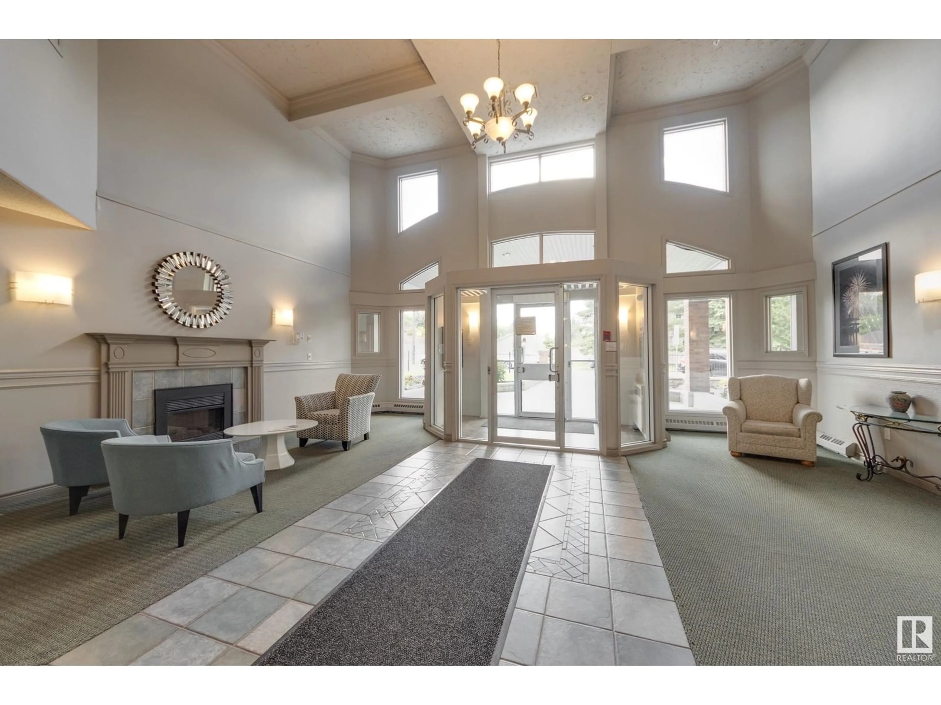 Indoor foyer for #306 - 7951 96 ST, Edmonton Alberta T6C4R1