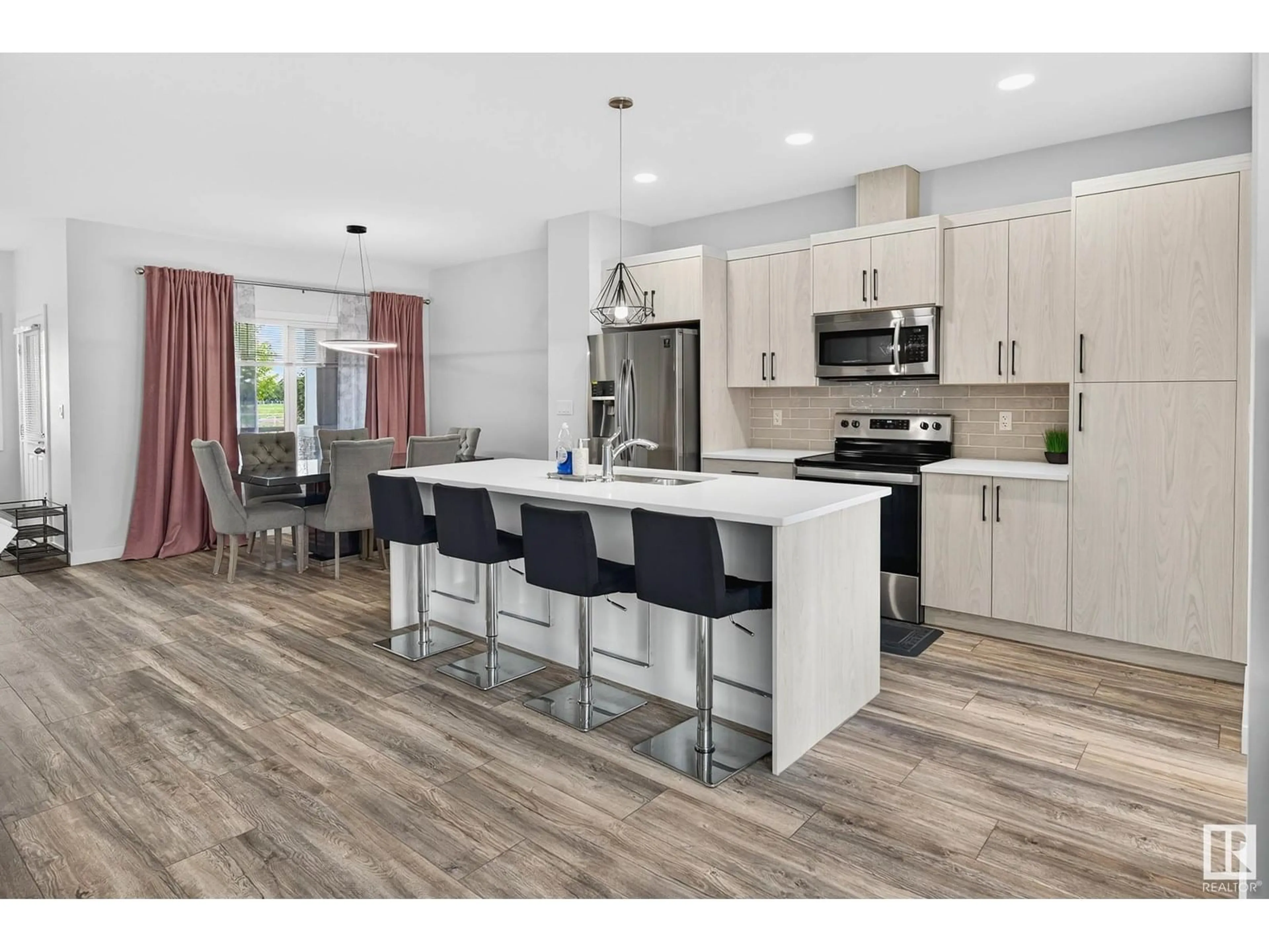 Open concept kitchen, unknown for 215 GRIESBACH RD, Edmonton Alberta T5E6S5