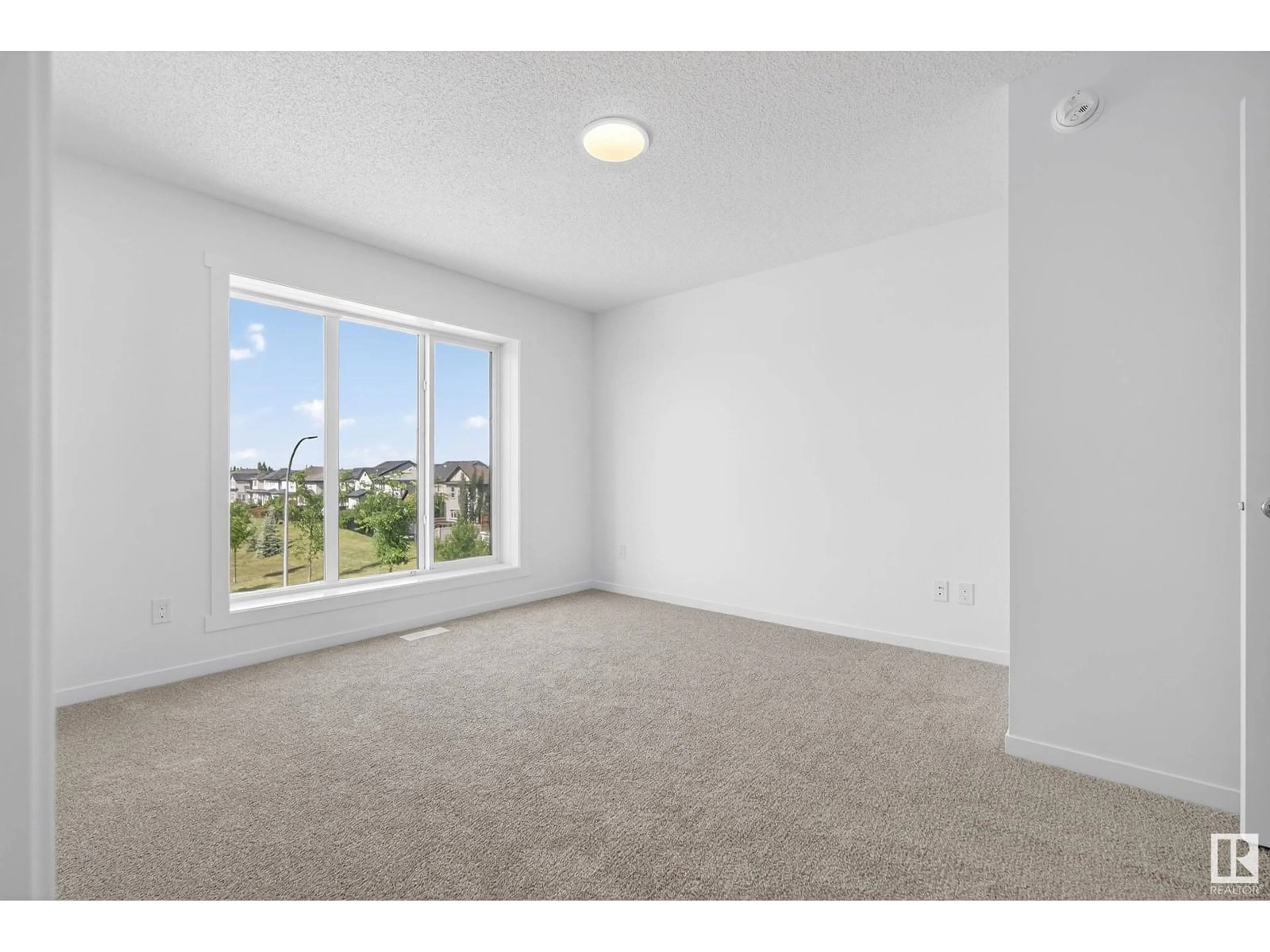 A pic of a room for 30 - 1025 SECORD PROMENADE NW, Edmonton Alberta T5T4A4