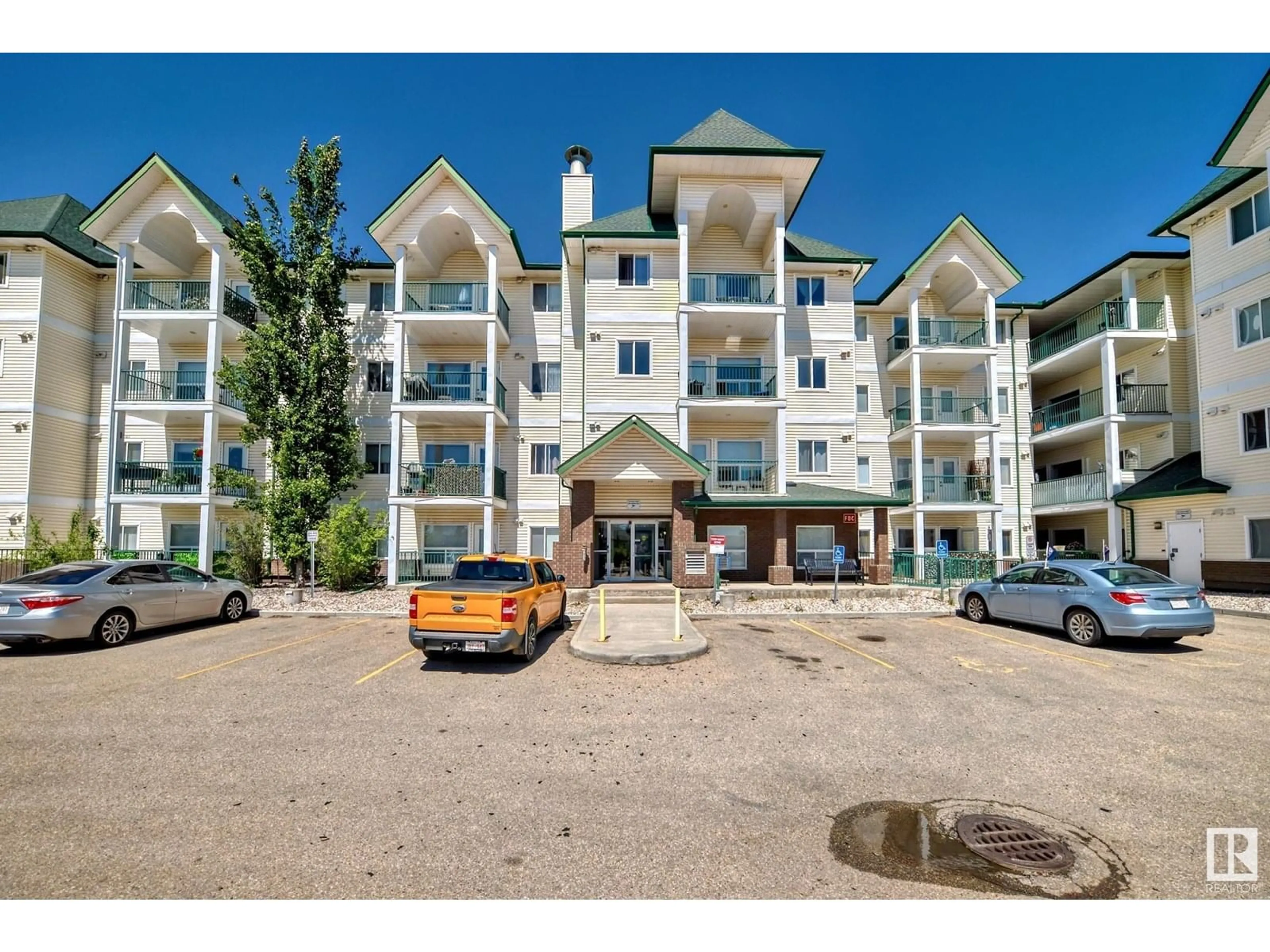 Unknown for #321 - 13635 34 ST, Edmonton Alberta T5A0E3